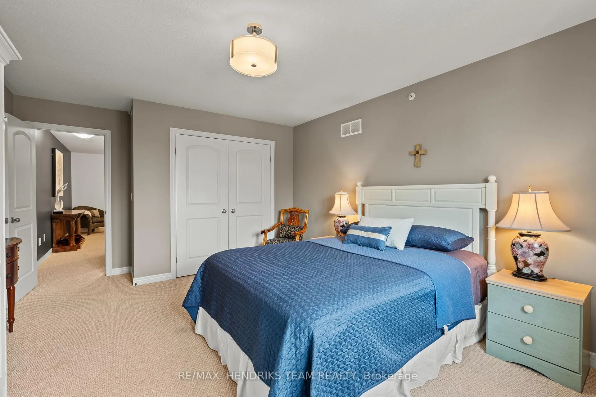 Photo 25 of 54 Videl Crescent N, St. Catharines, Grapeview — HOMEH