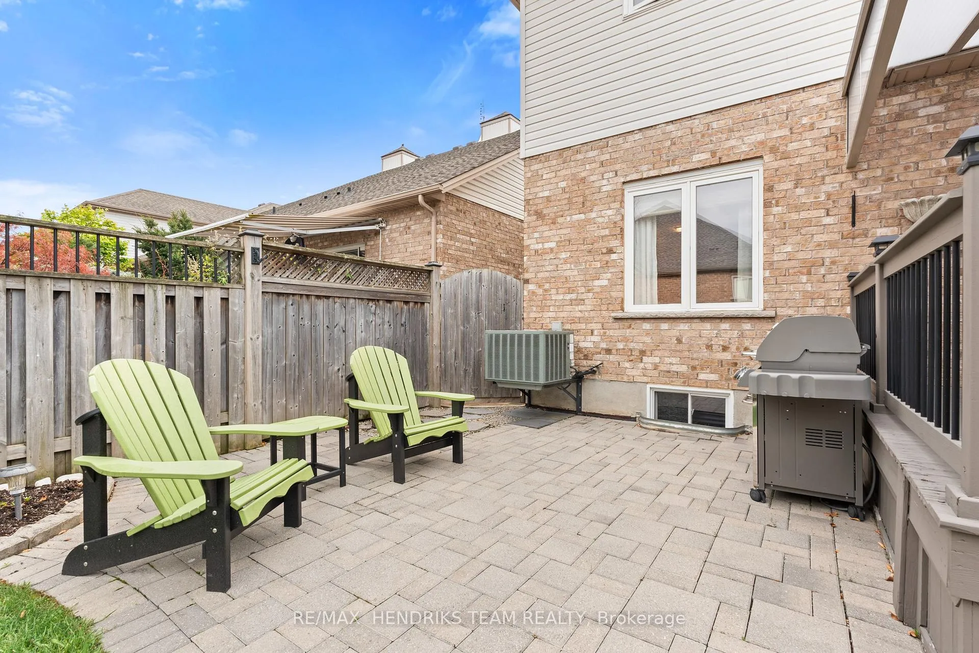 Photo 33 of 54 Videl Crescent N, St. Catharines, Grapeview — HOMEH