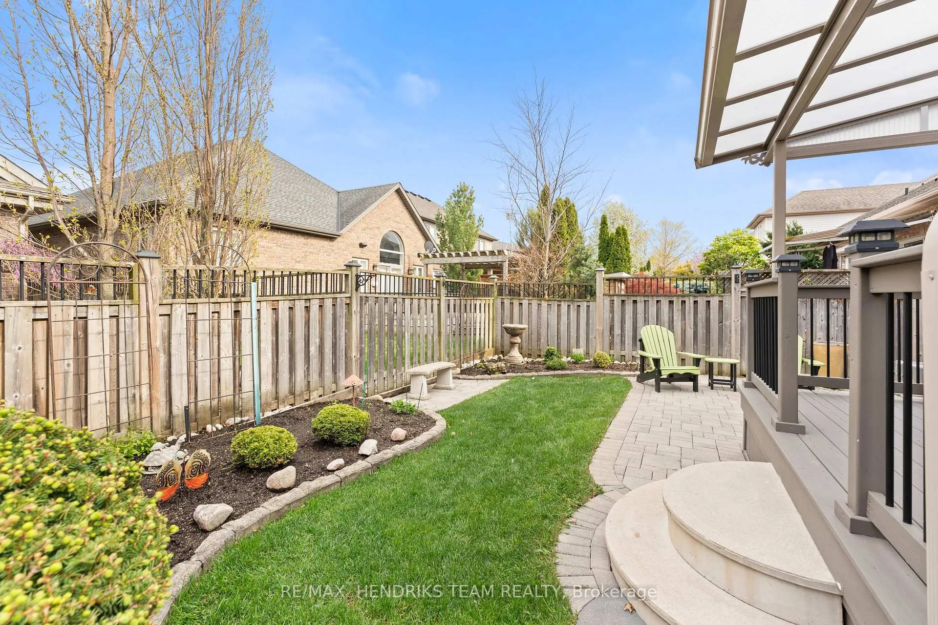 Photo 35 of 54 Videl Crescent N, St. Catharines, Grapeview — HOMEH