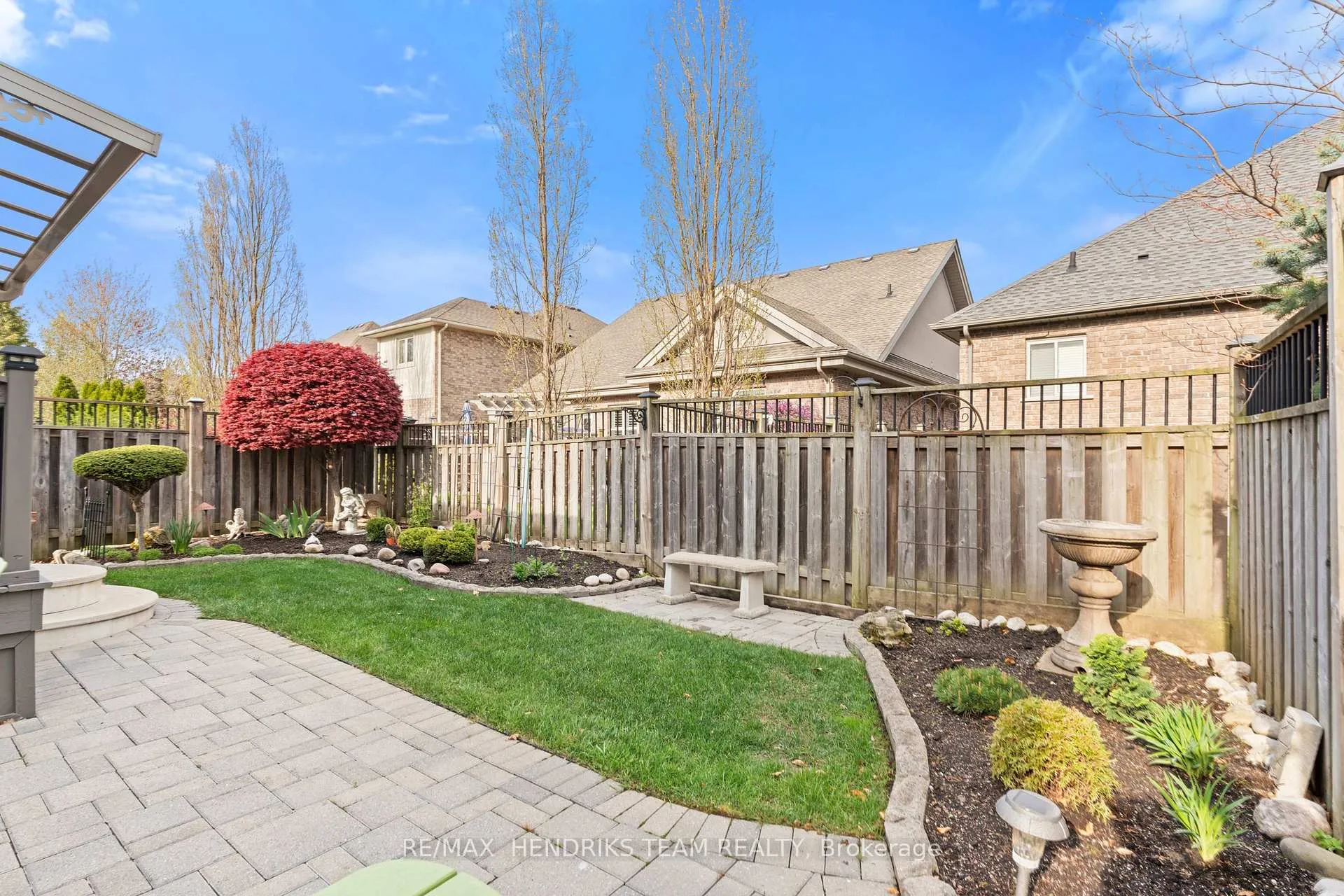 Photo 36 of 54 Videl Crescent N, St. Catharines, Grapeview — HOMEH
