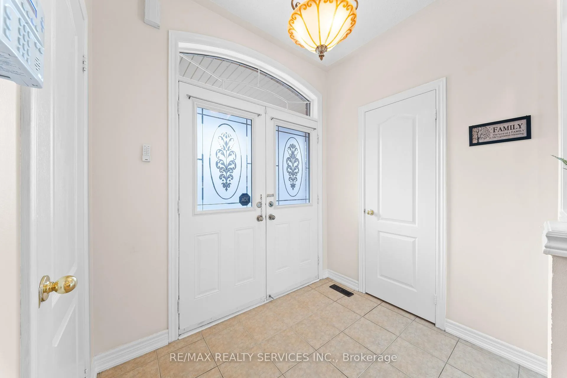 Photo 6 of 20 Strathdale Road, Brampton, Bram East — HOMEH