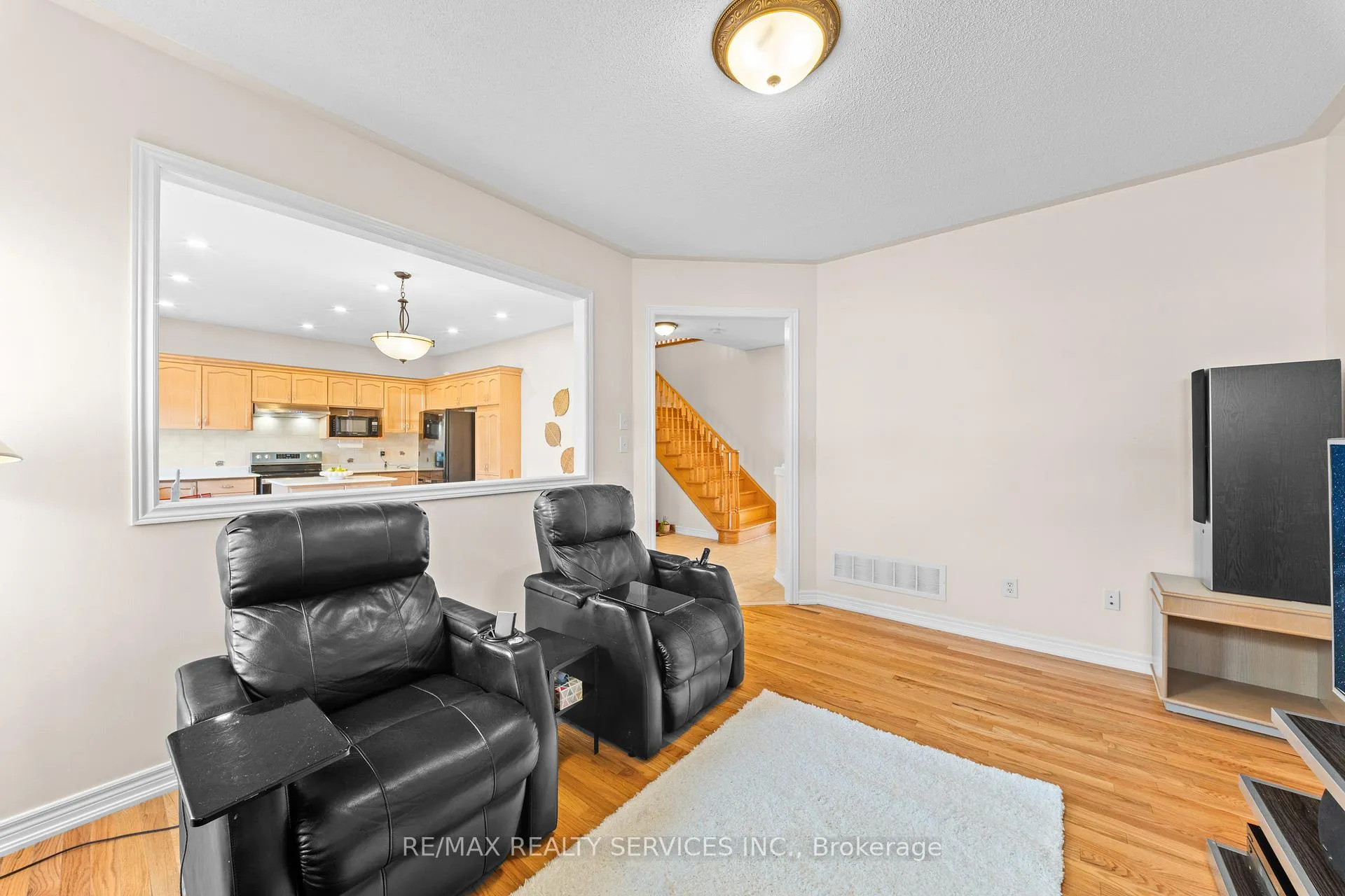 Photo 17 of 20 Strathdale Road, Brampton, Bram East — HOMEH