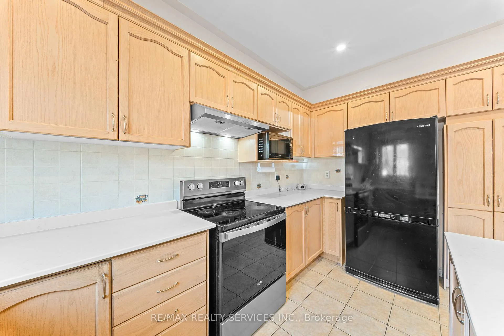 Photo 21 of 20 Strathdale Road, Brampton, Bram East — HOMEH