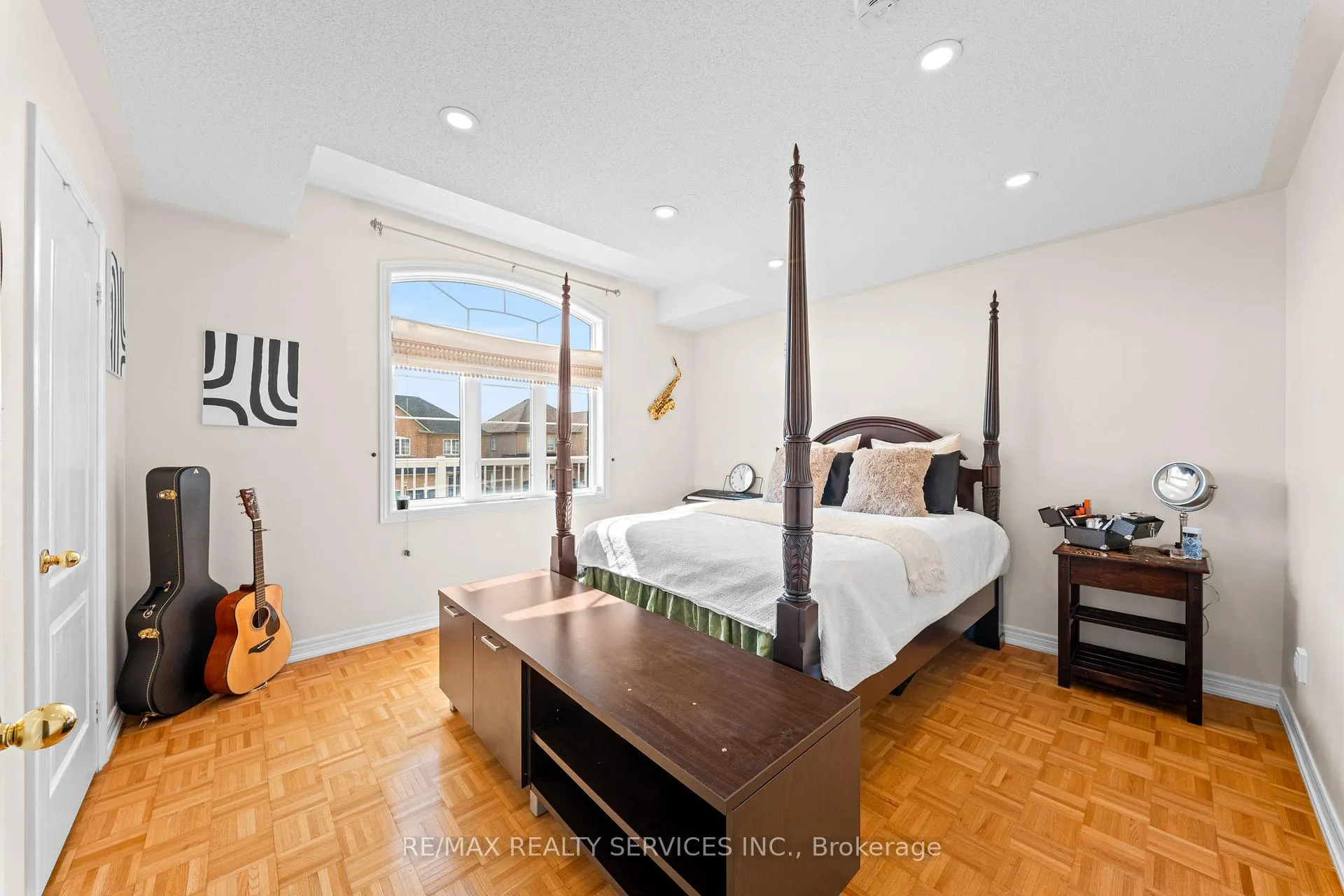 Photo 33 of 20 Strathdale Road, Brampton, Bram East — HOMEH