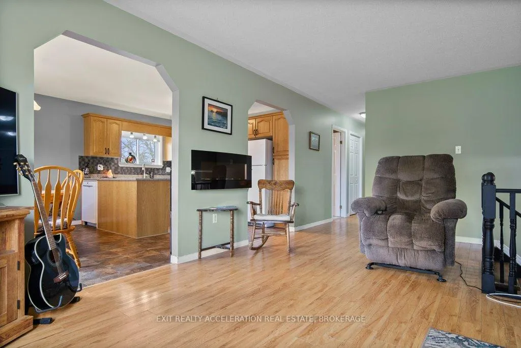 Photo 11 of 1189 Lazier Road, Tyendinaga, Tyendinaga Township — HOMEH