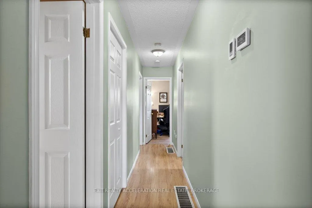Photo 15 of 1189 Lazier Road, Tyendinaga, Tyendinaga Township — HOMEH
