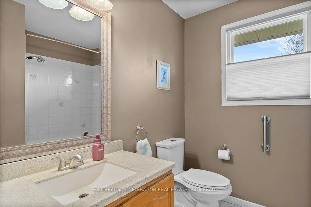 Photo 20 of 1189 Lazier Road, Tyendinaga, Tyendinaga Township — HOMEH
