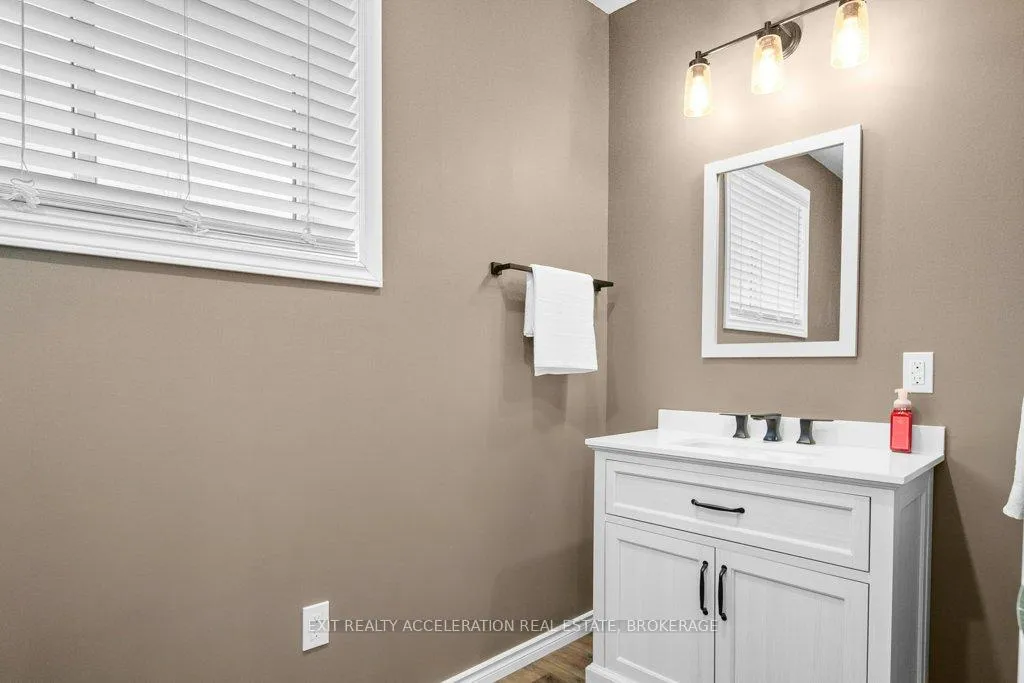Photo 35 of 1189 Lazier Road, Tyendinaga, Tyendinaga Township — HOMEH