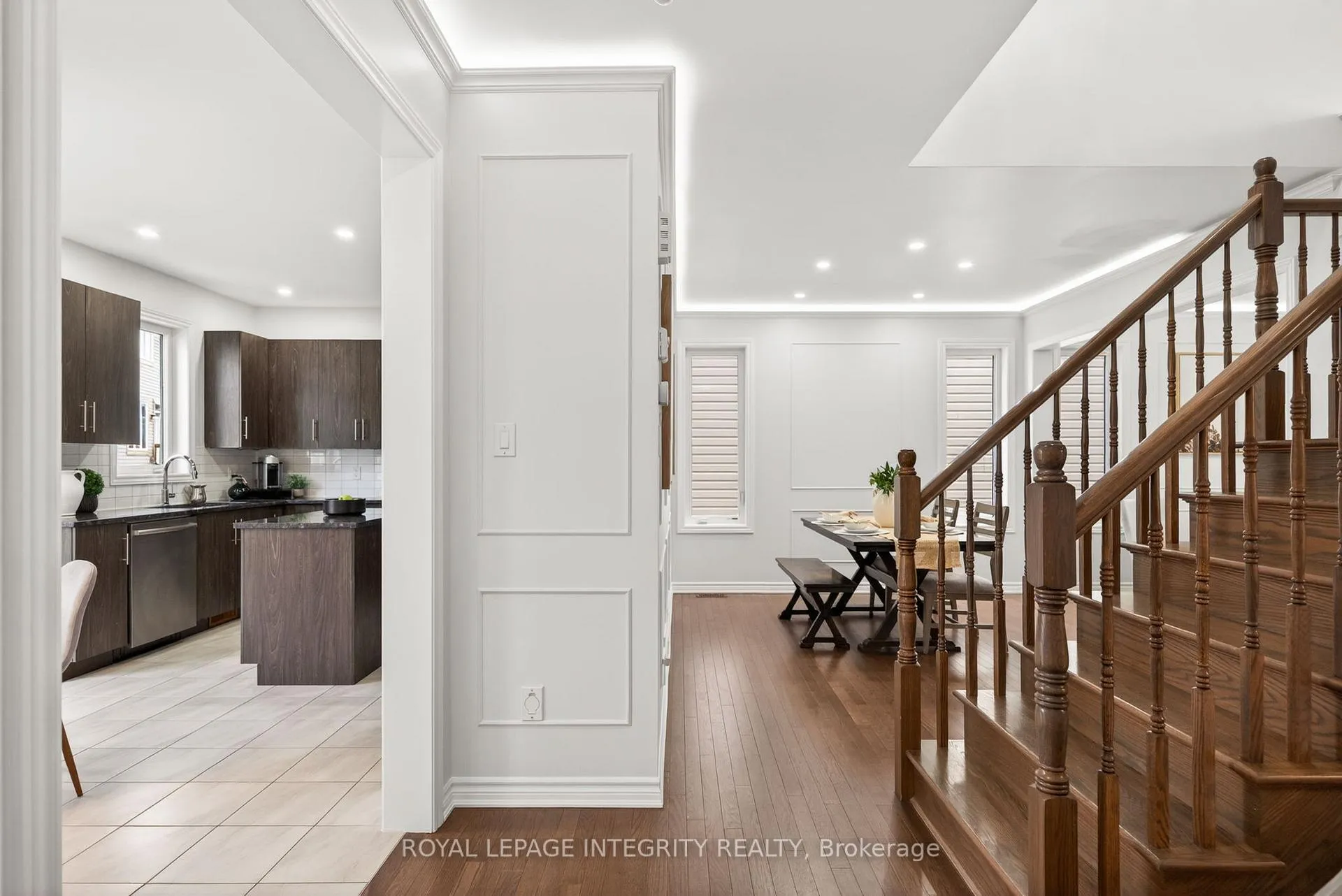 Photo 18 of 523 Hawkbirch Street, Ottawa, Kanata - Emerald Meadows/Trailwest — HOMEH