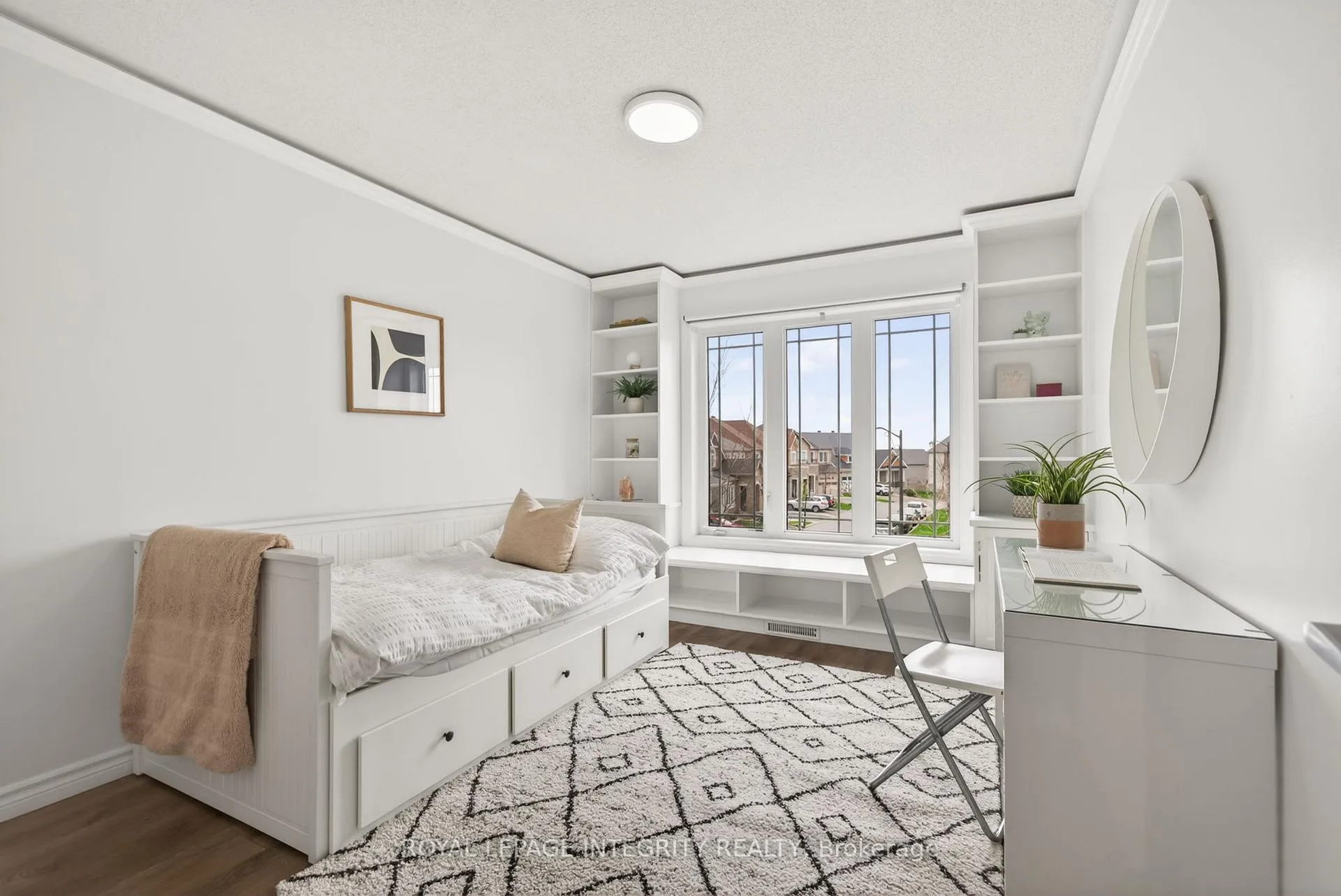 Photo 30 of 523 Hawkbirch Street, Ottawa, Kanata - Emerald Meadows/Trailwest — HOMEH
