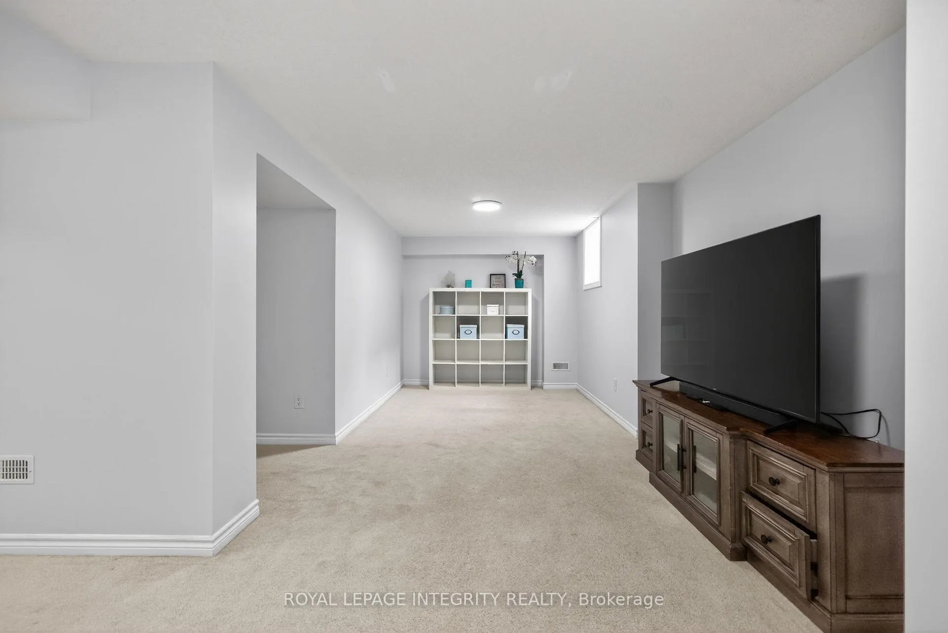 Photo 34 of 523 Hawkbirch Street, Ottawa, Kanata - Emerald Meadows/Trailwest — HOMEH