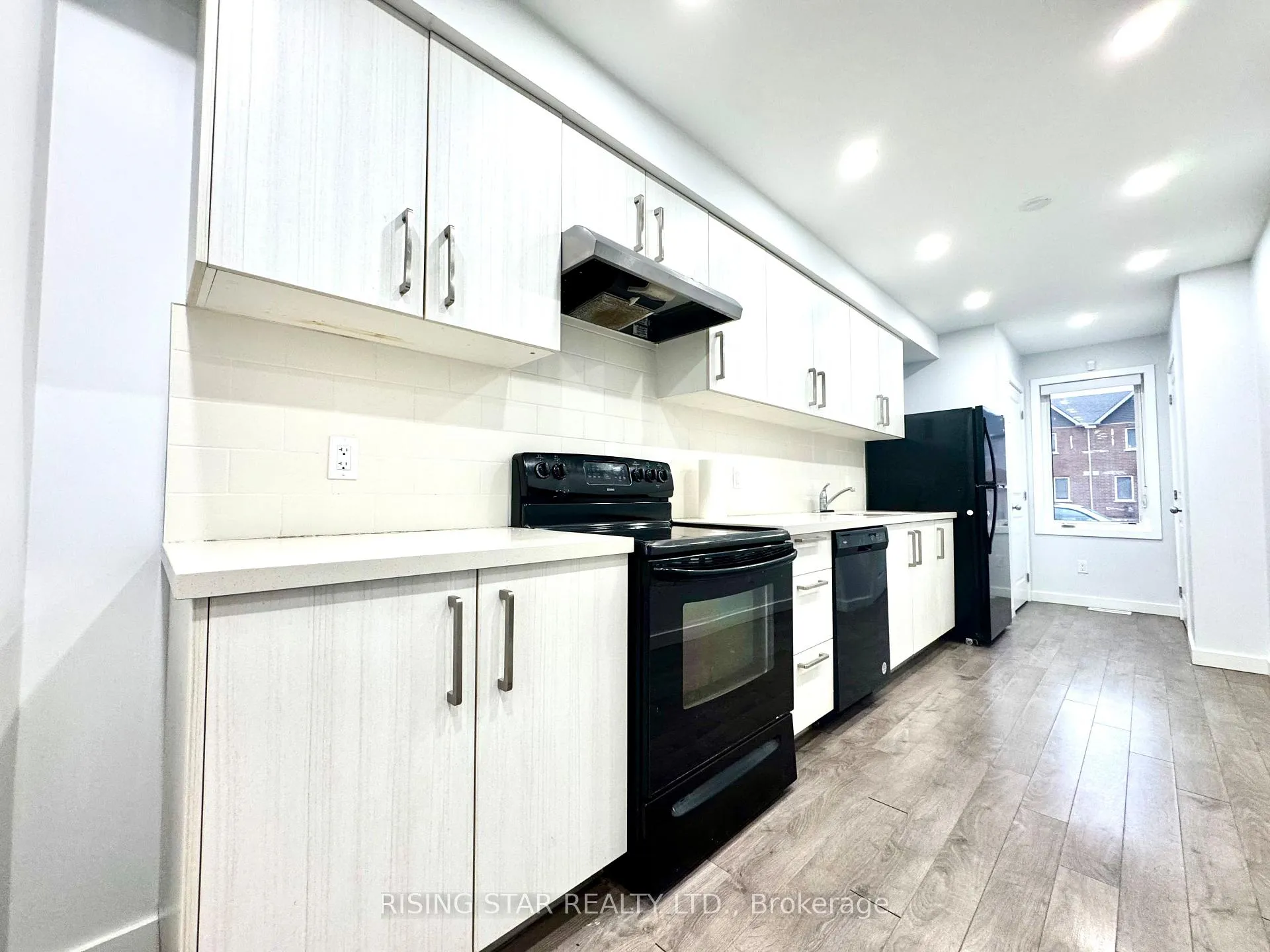 Photo 7 of 403 Chaffey Street, Welland, Lincoln/Crowland — HOMEH