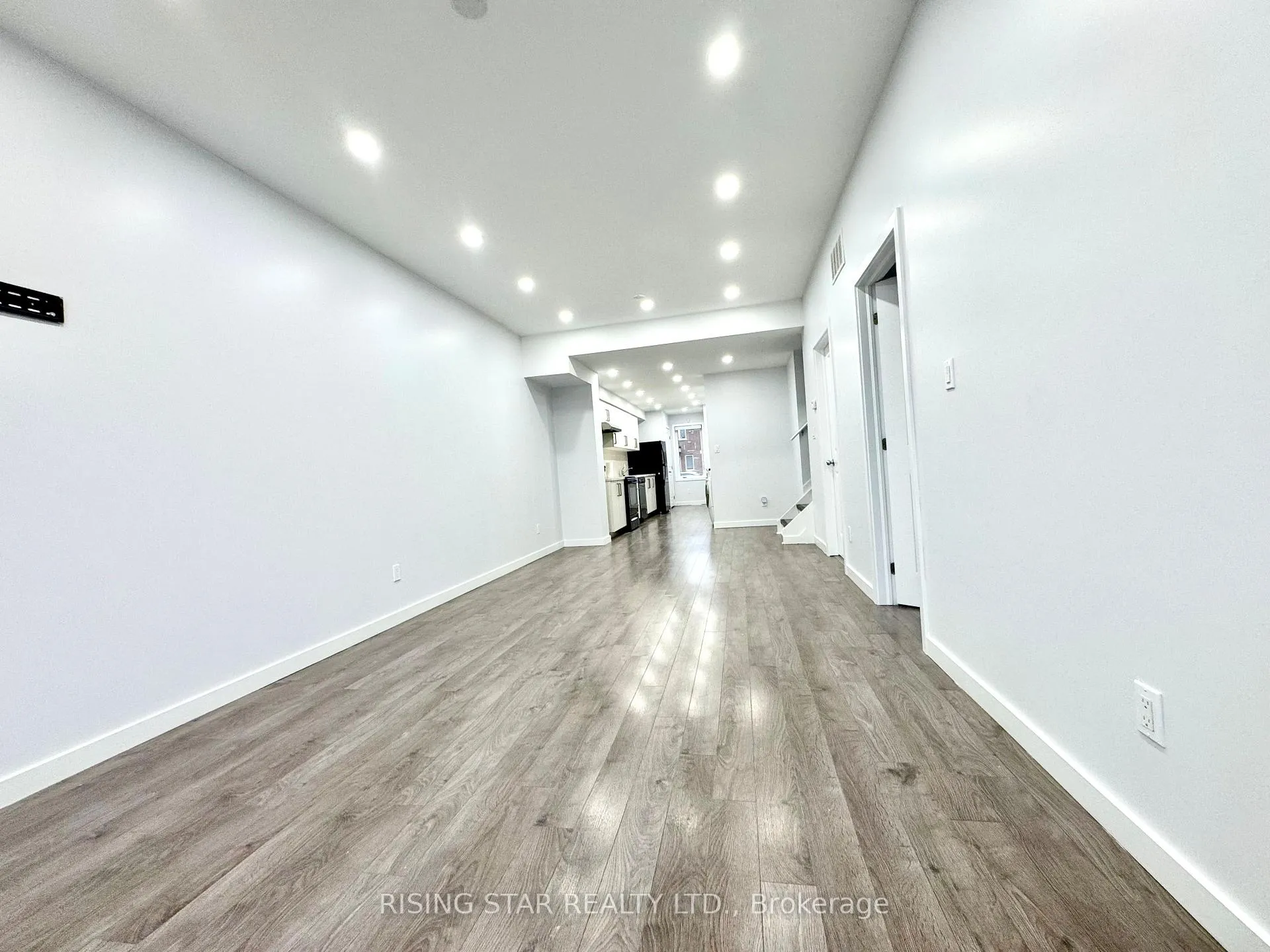 Photo 9 of 403 Chaffey Street, Welland, Lincoln/Crowland — HOMEH