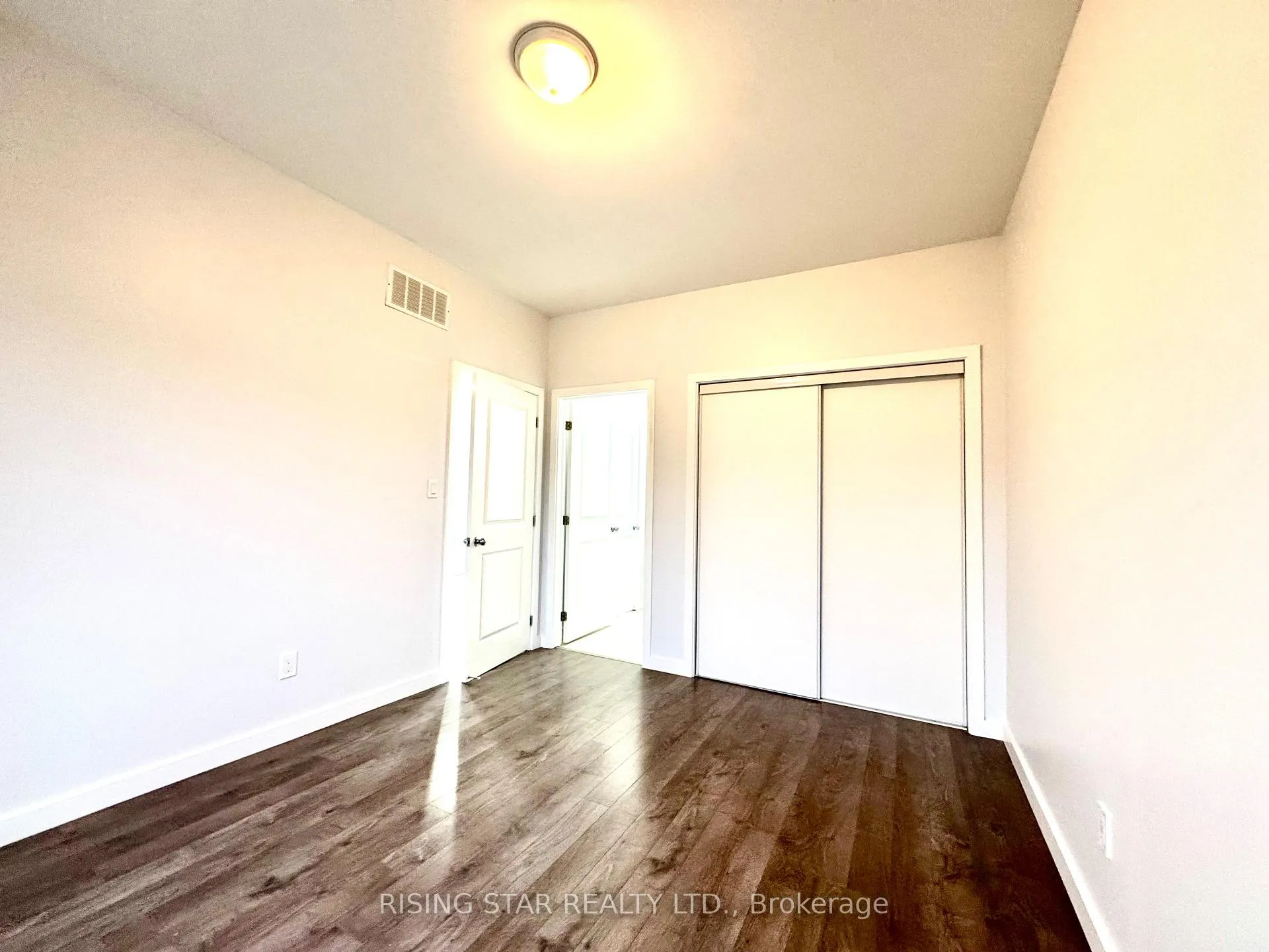 Photo 16 of 403 Chaffey Street, Welland, Lincoln/Crowland — HOMEH