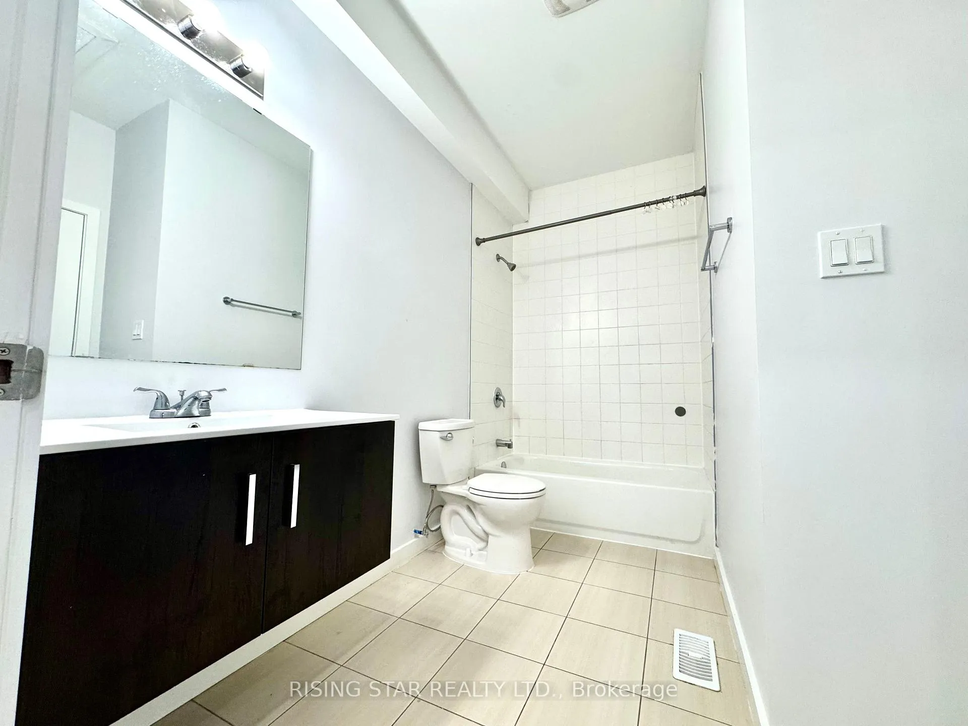 Photo 17 of 403 Chaffey Street, Welland, Lincoln/Crowland — HOMEH
