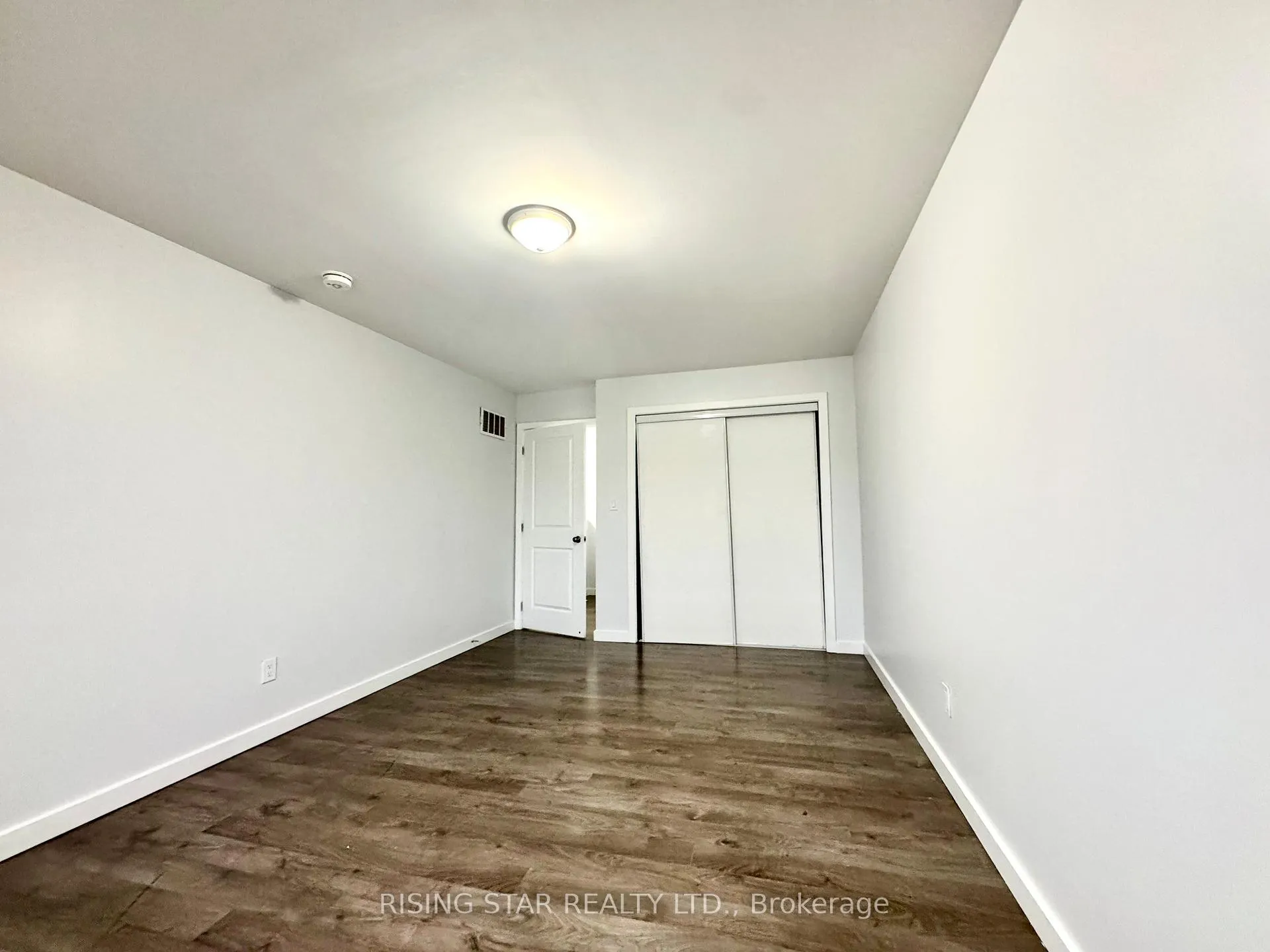 Photo 20 of 403 Chaffey Street, Welland, Lincoln/Crowland — HOMEH
