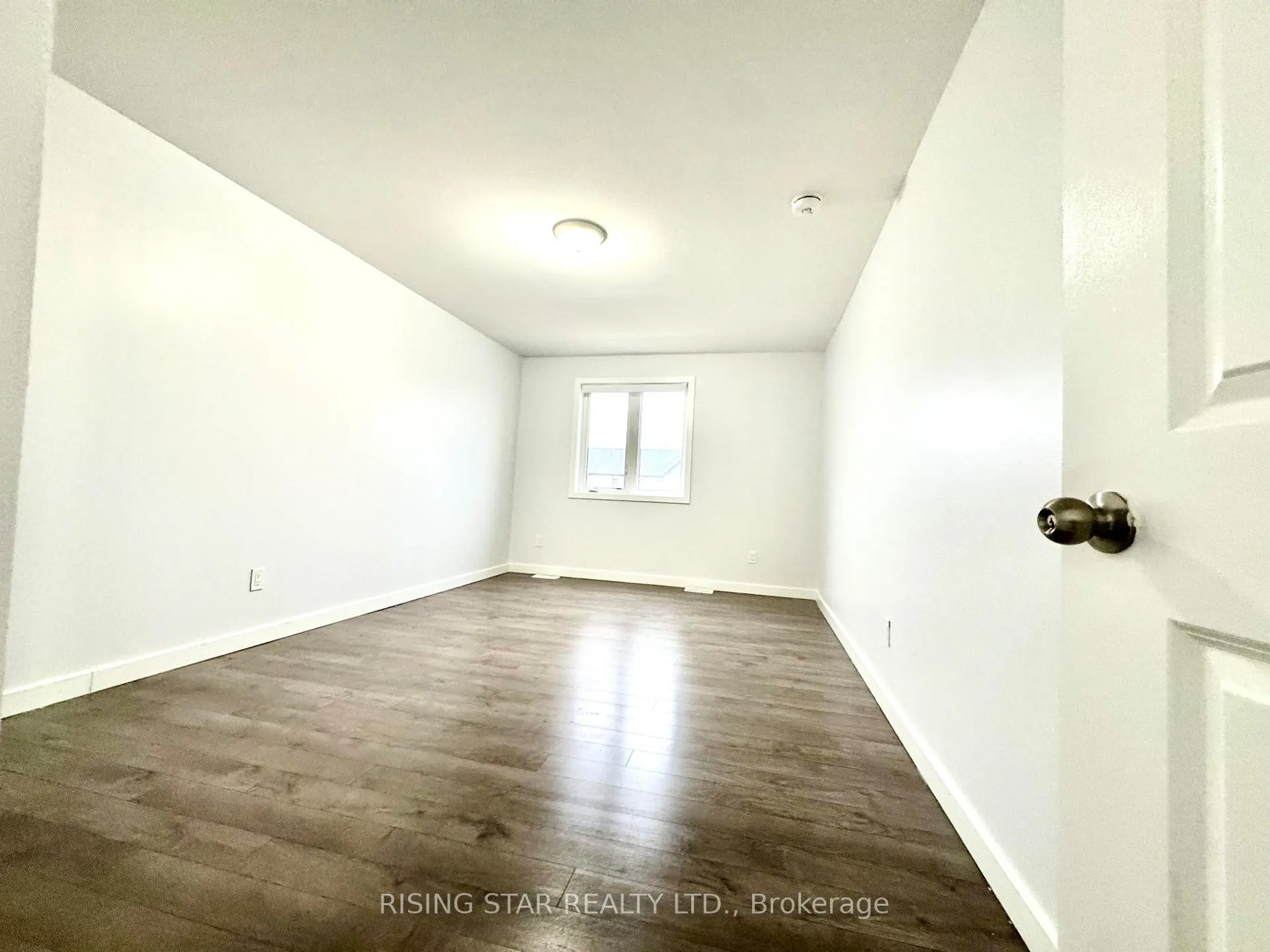 Photo 23 of 403 Chaffey Street, Welland, Lincoln/Crowland — HOMEH