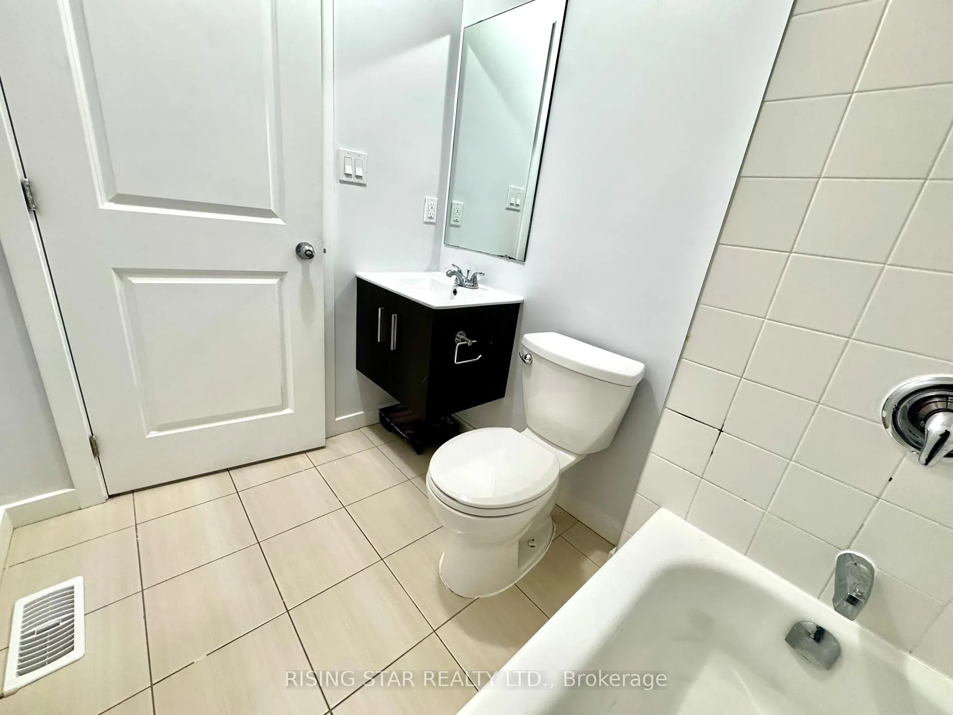 Photo 24 of 403 Chaffey Street, Welland, Lincoln/Crowland — HOMEH