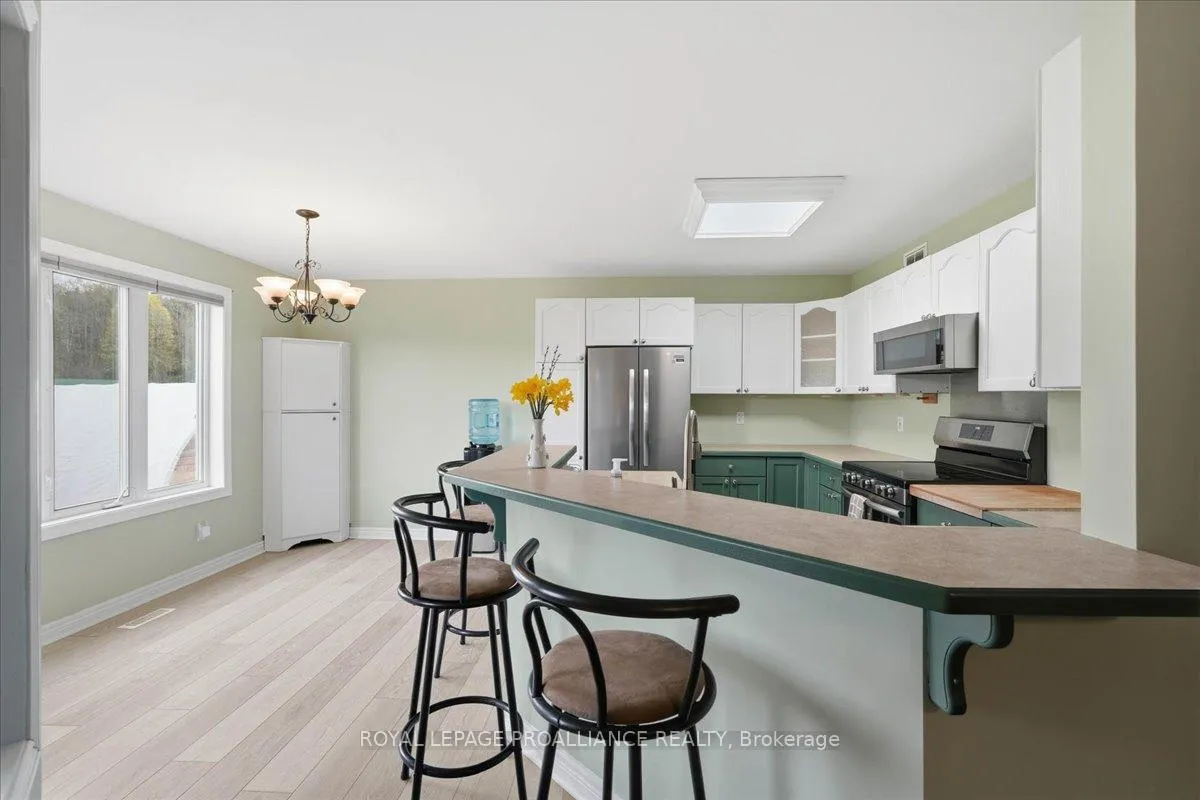 Photo 9 of 2425 Wallbridge Loyalist Road, Quinte West, Sidney Ward — HOMEH