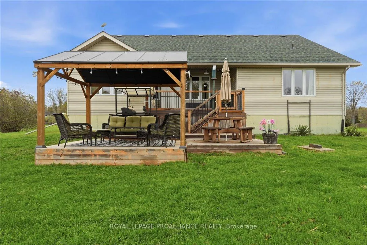 Photo 32 of 2425 Wallbridge Loyalist Road, Quinte West, Sidney Ward — HOMEH
