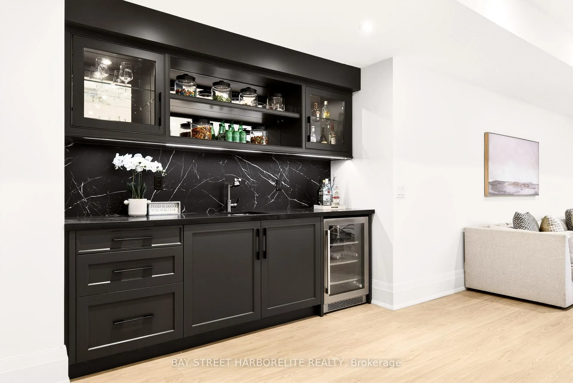 Photo 42 of 1261 Pinegrove Road, Oakville, West — HOMEH