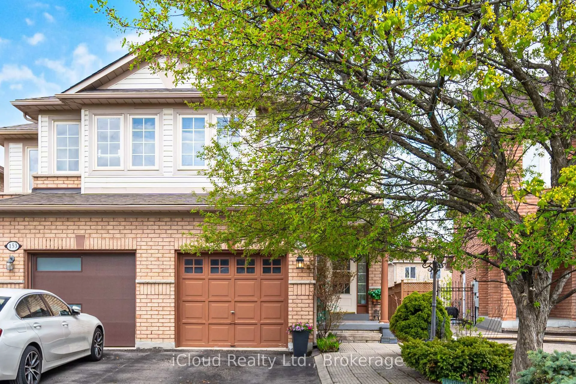 Photo 1 of 151 Desert Sand Drive, Brampton, Sandringham-Wellington — HOMEH