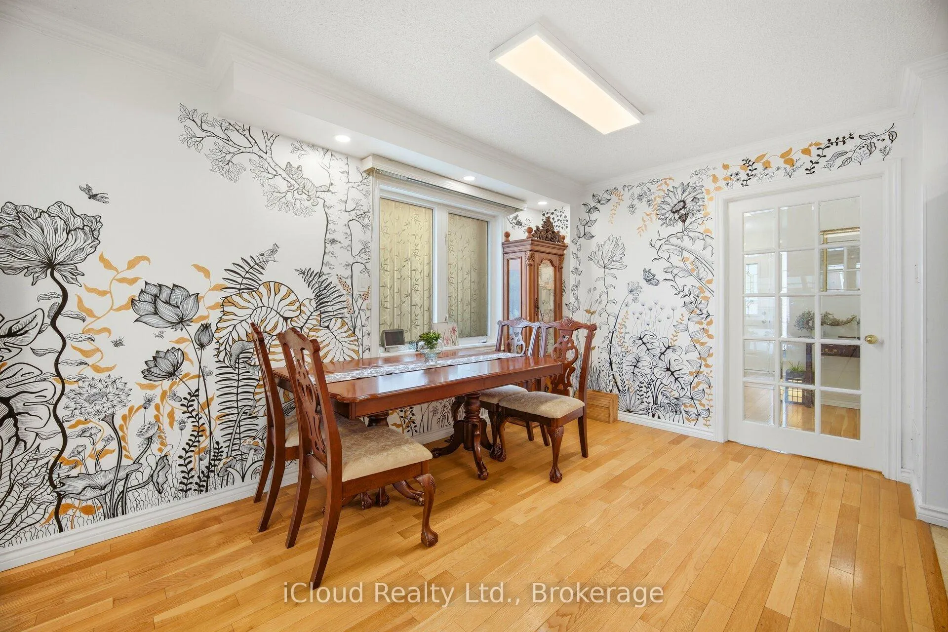 Photo 10 of 151 Desert Sand Drive, Brampton, Sandringham-Wellington — HOMEH