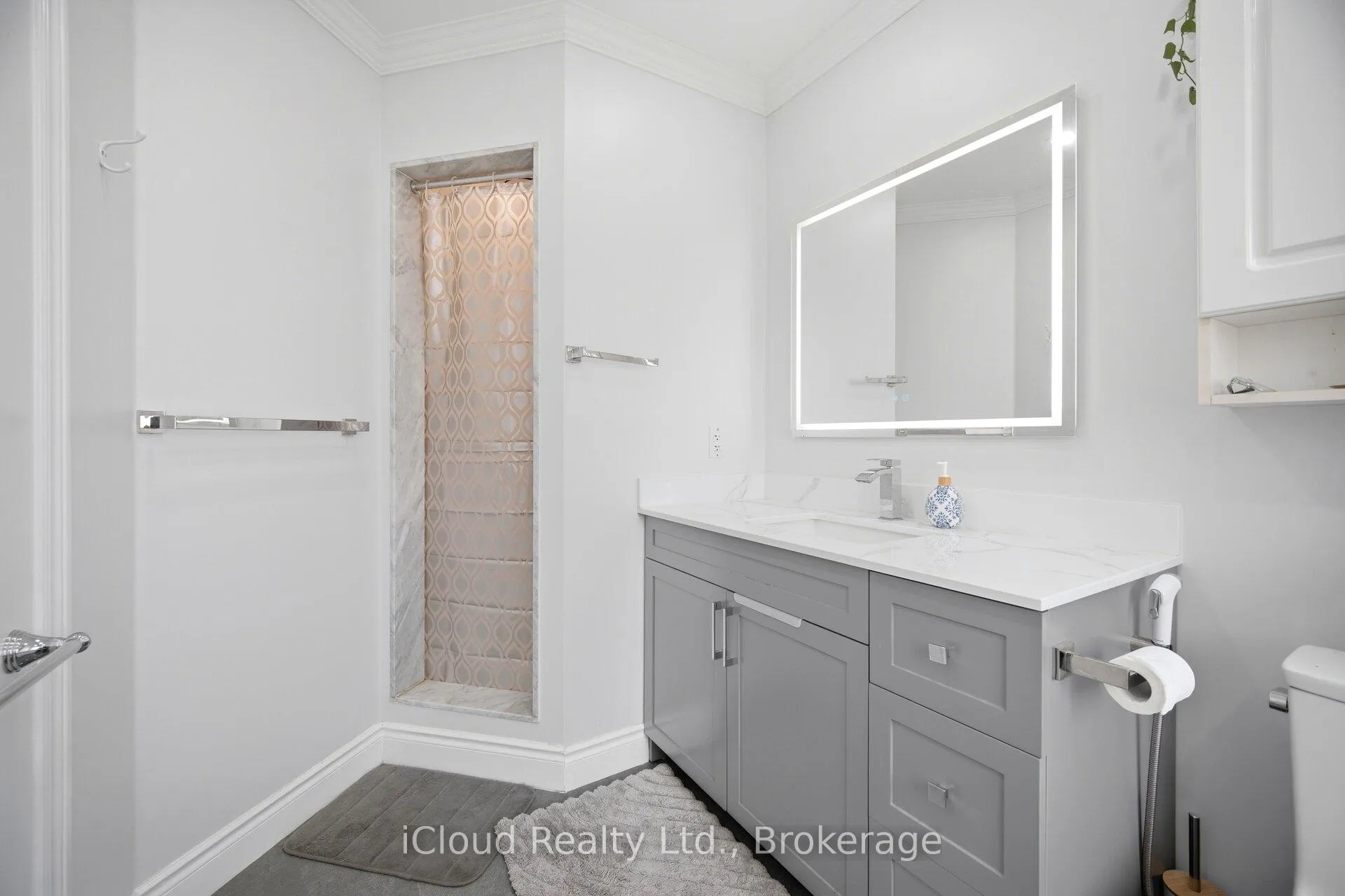 Photo 28 of 151 Desert Sand Drive, Brampton, Sandringham-Wellington — HOMEH