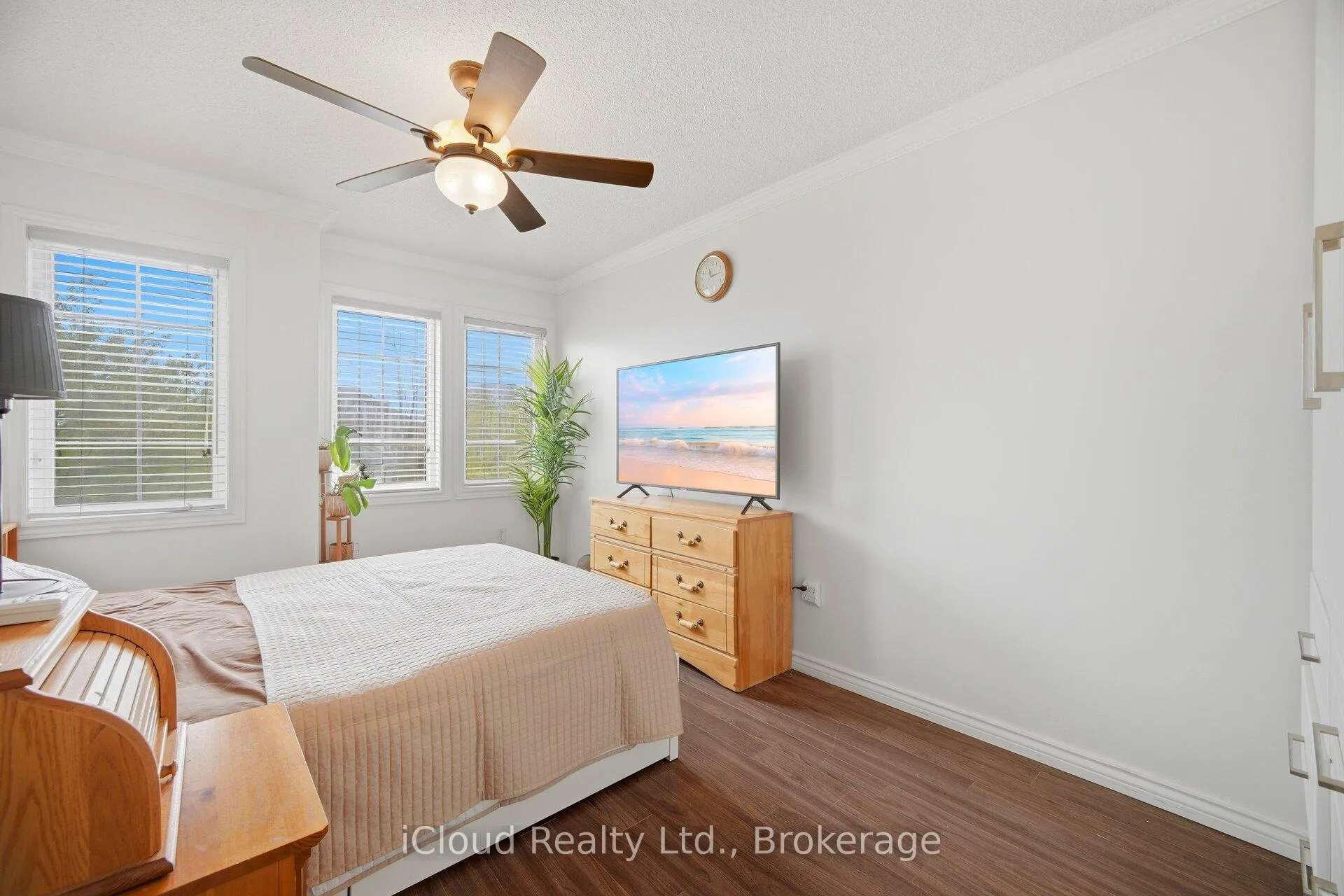 Photo 31 of 151 Desert Sand Drive, Brampton, Sandringham-Wellington — HOMEH