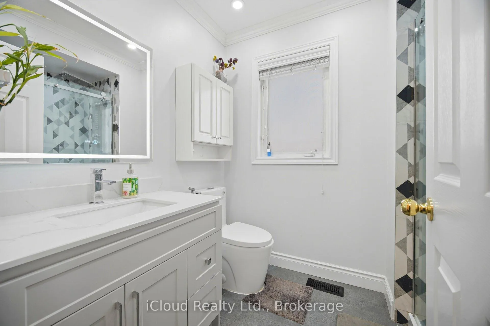 Photo 35 of 151 Desert Sand Drive, Brampton, Sandringham-Wellington — HOMEH