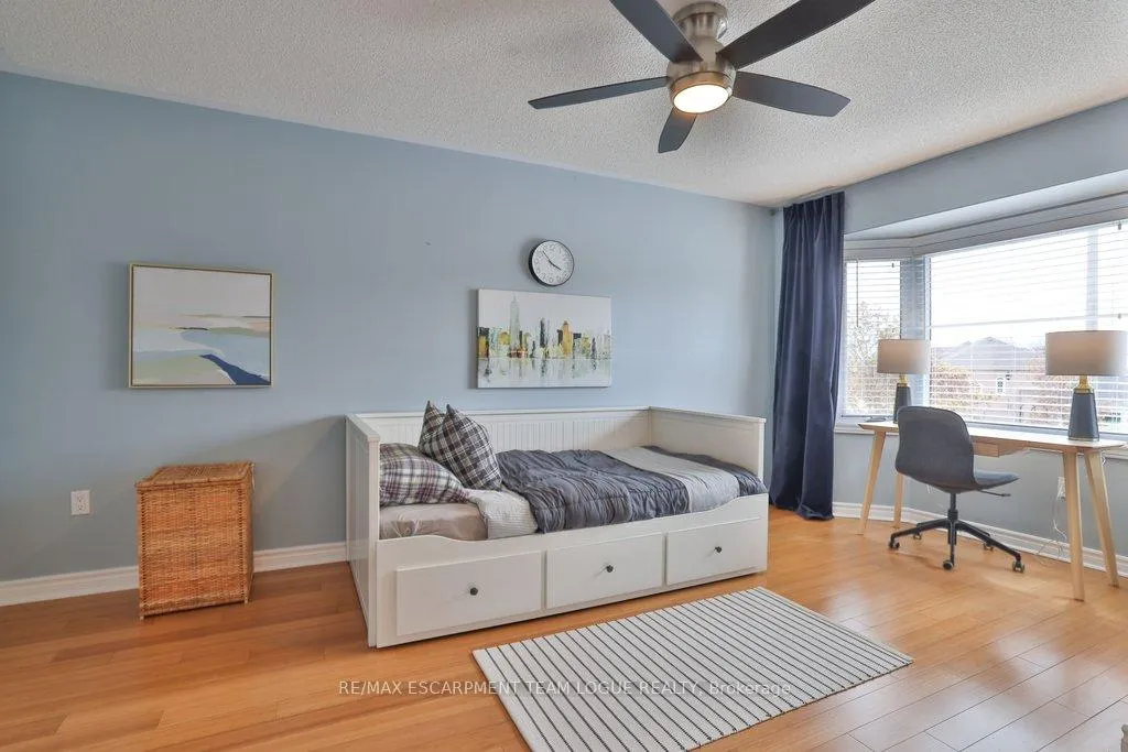 Photo 22 of 5050 Dryden Avenue, Burlington, Orchard — HOMEH