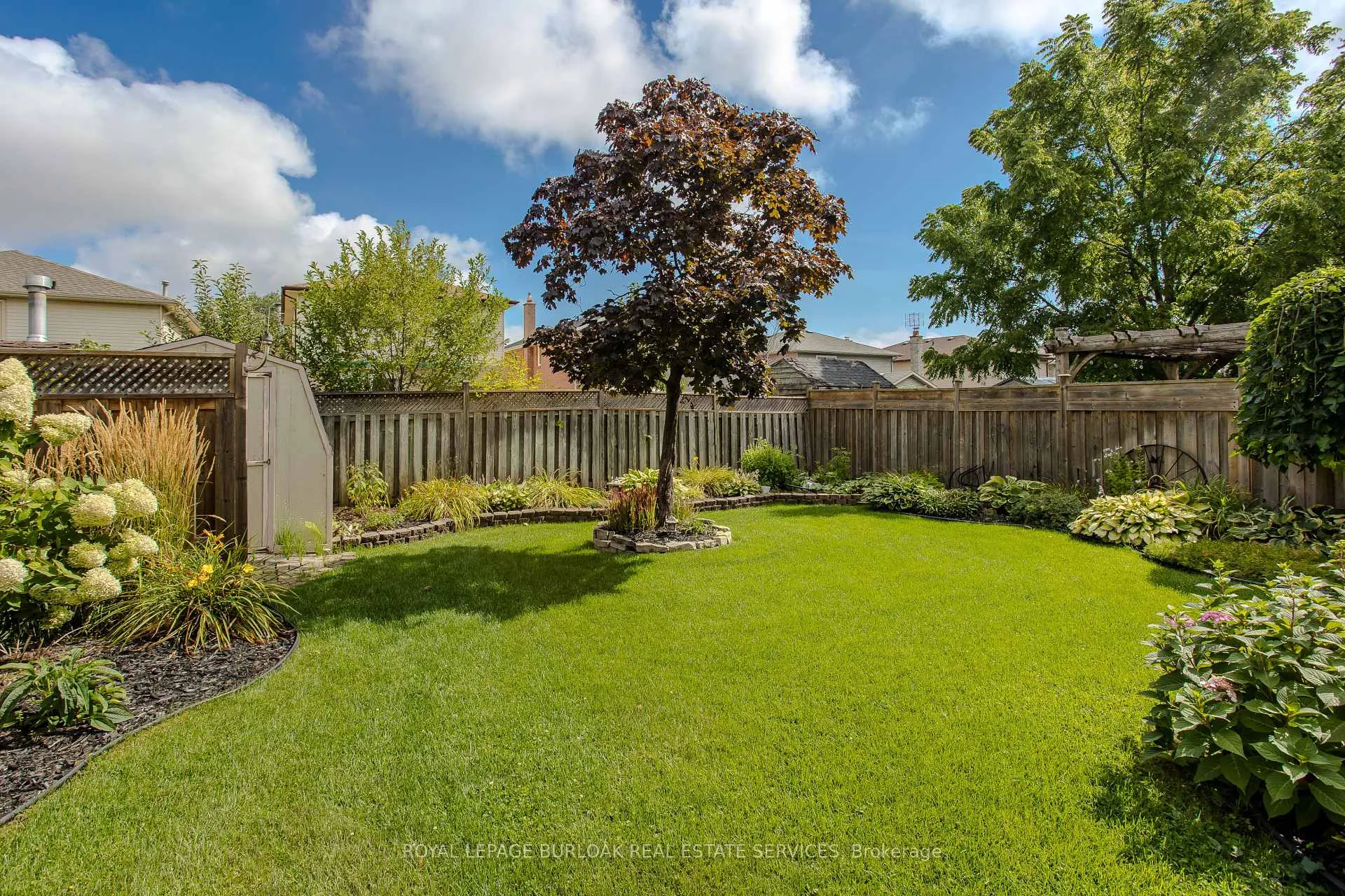 Photo 4 of 5402 Sheldon Park Drive, Burlington, Appleby — HOMEH