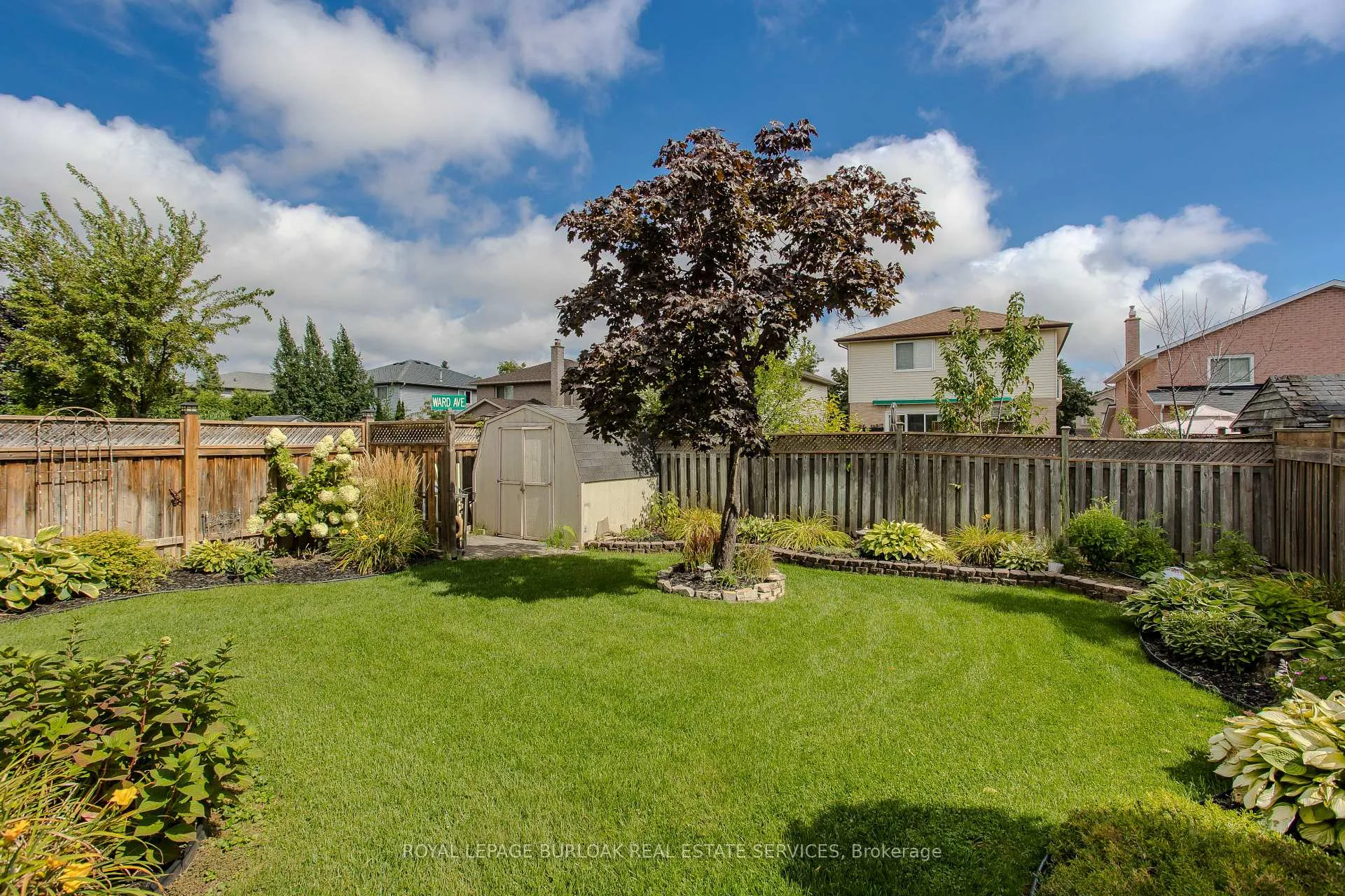 Photo 5 of 5402 Sheldon Park Drive, Burlington, Appleby — HOMEH