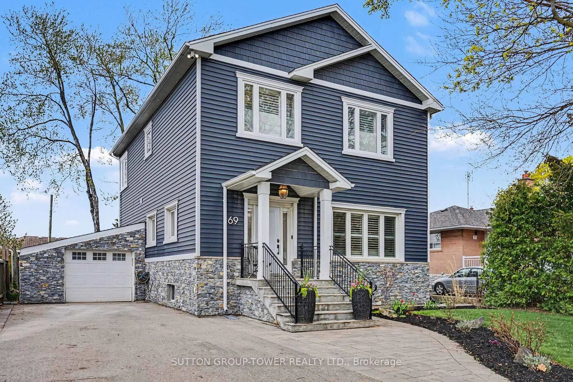 Photo 1 of 69 Celestine Drive, Etobicoke, Willowridge-Martingrove-Richview — HOMEH