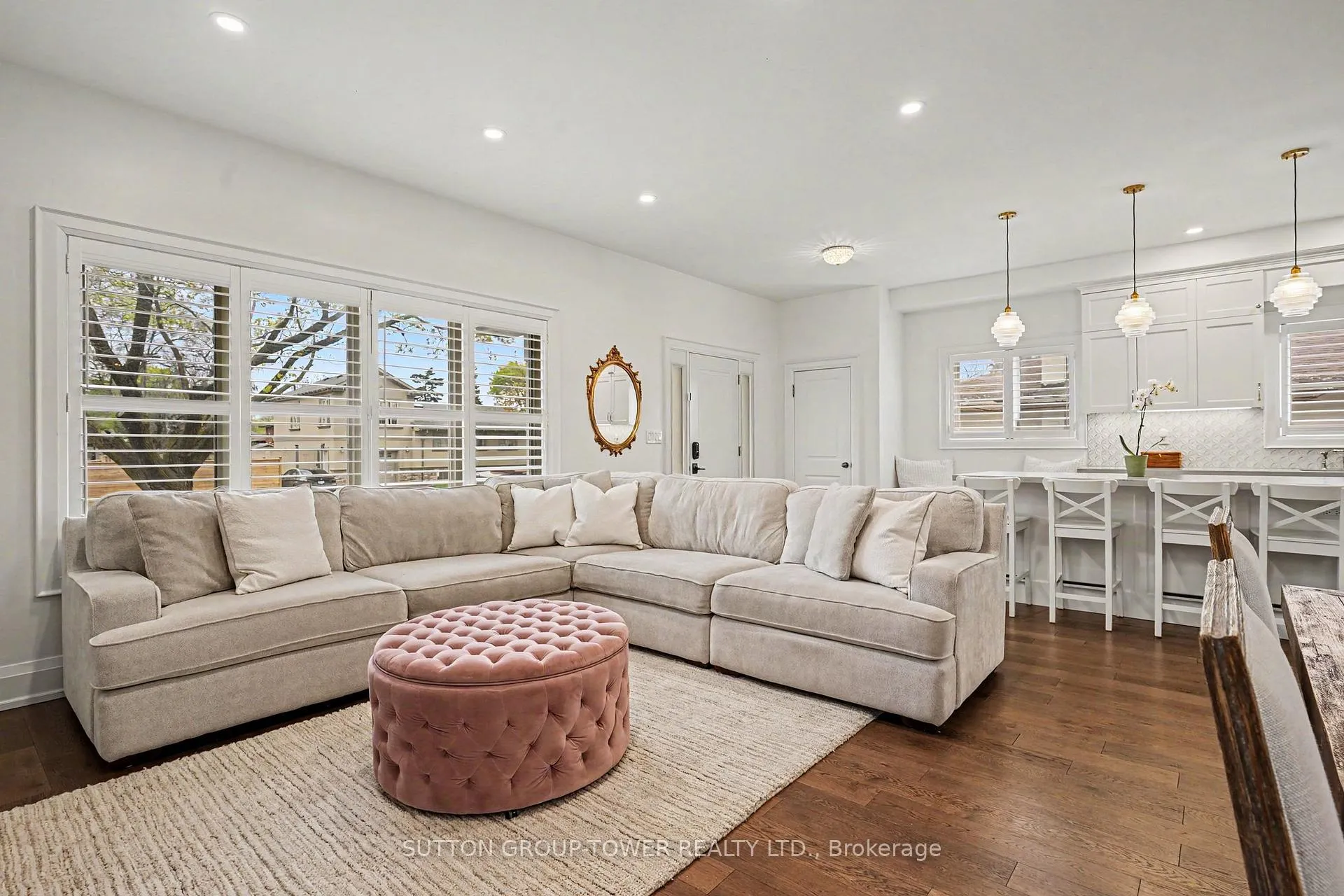 Photo 4 of 69 Celestine Drive, Etobicoke, Willowridge-Martingrove-Richview — HOMEH
