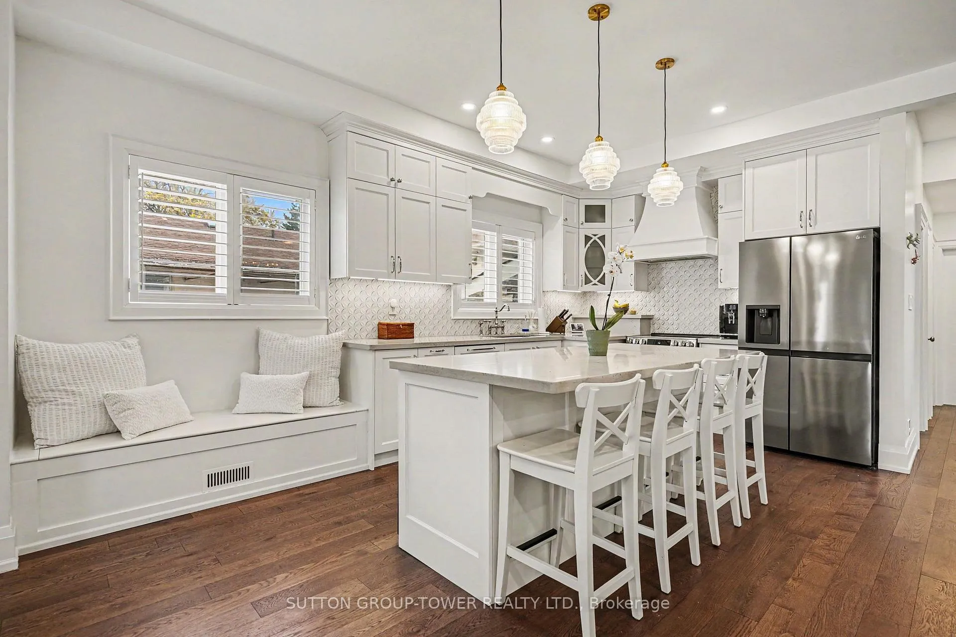 Photo 9 of 69 Celestine Drive, Etobicoke, Willowridge-Martingrove-Richview — HOMEH