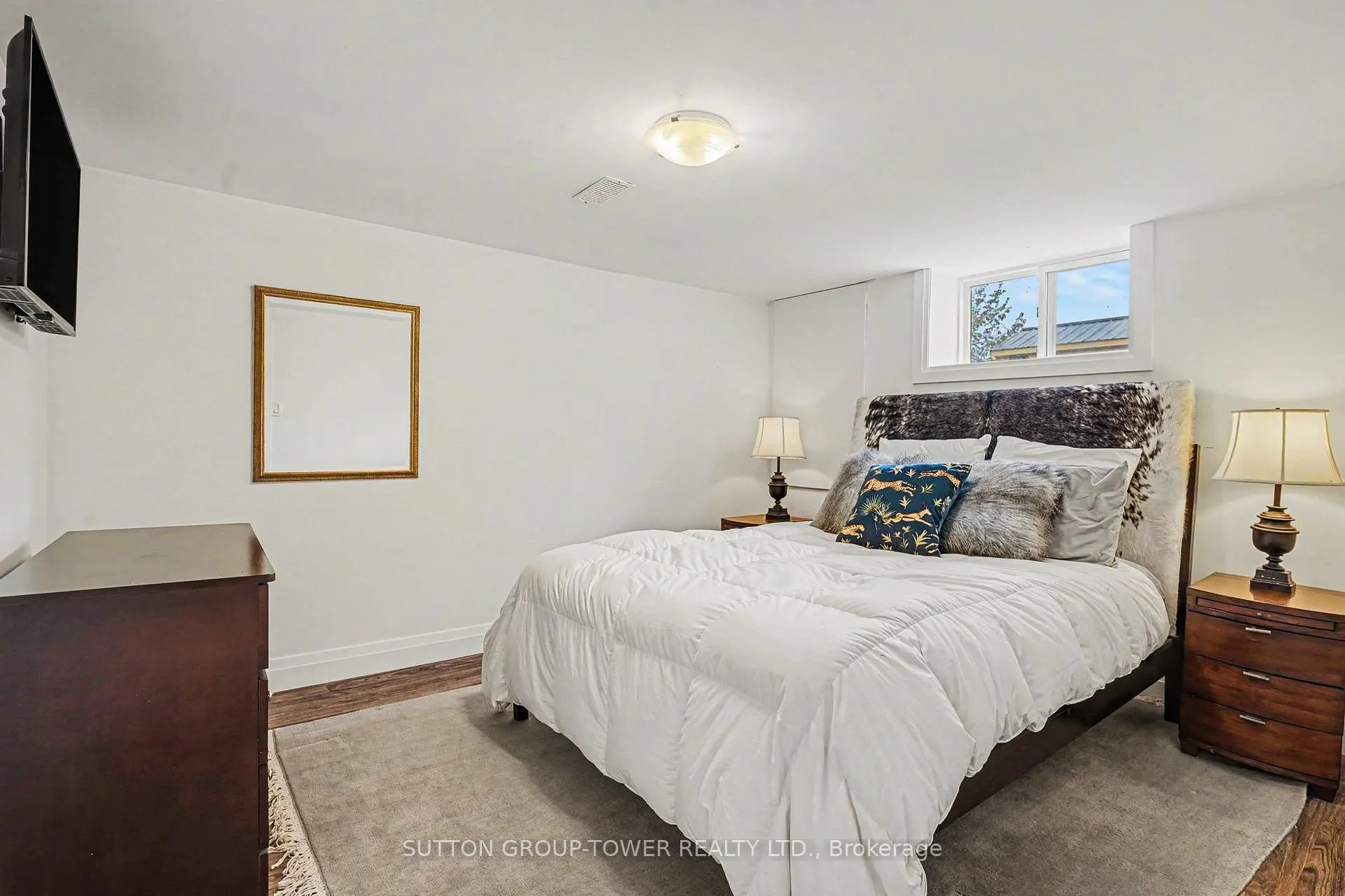 Photo 18 of 69 Celestine Drive, Etobicoke, Willowridge-Martingrove-Richview — HOMEH