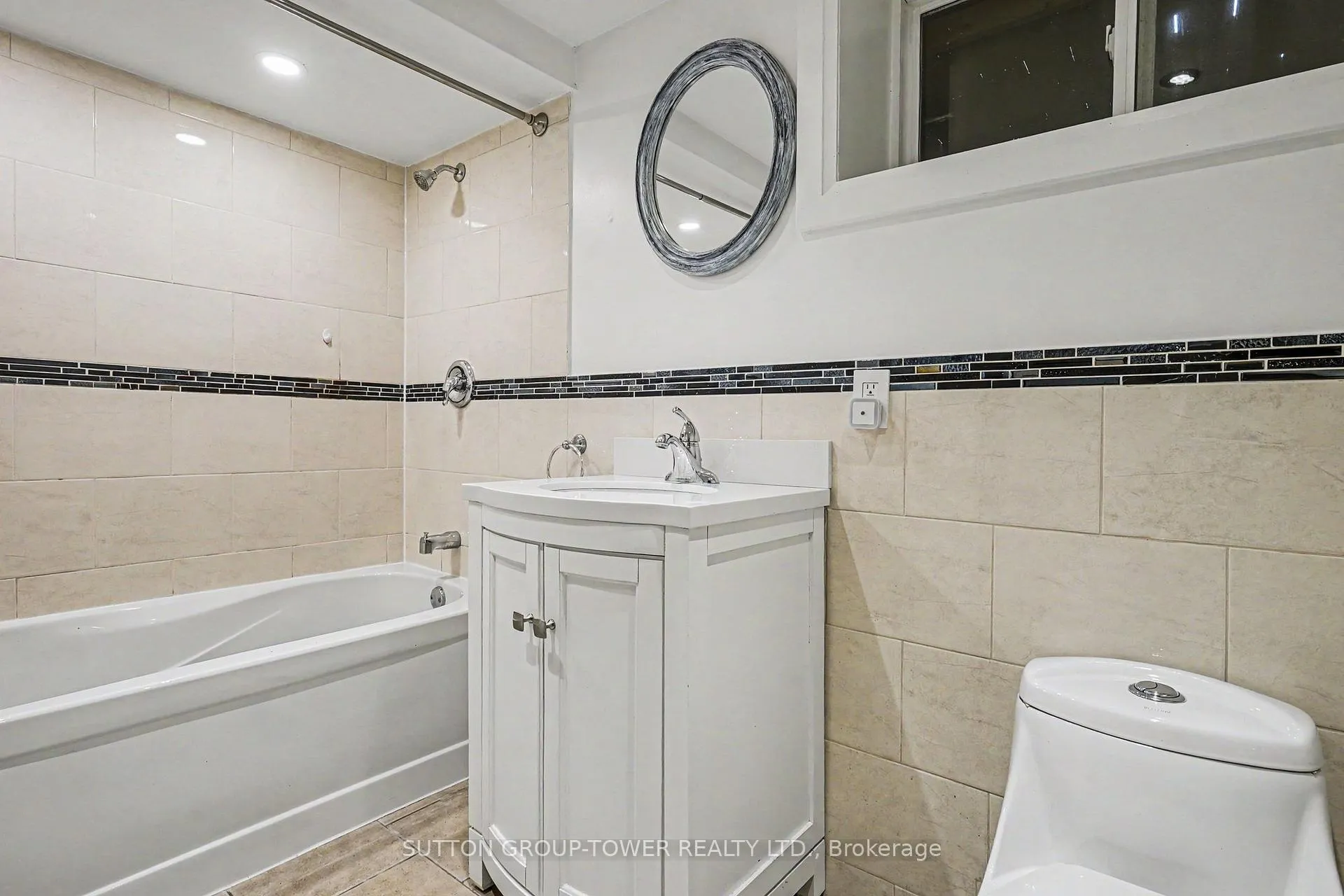 Photo 27 of 69 Celestine Drive, Etobicoke, Willowridge-Martingrove-Richview — HOMEH