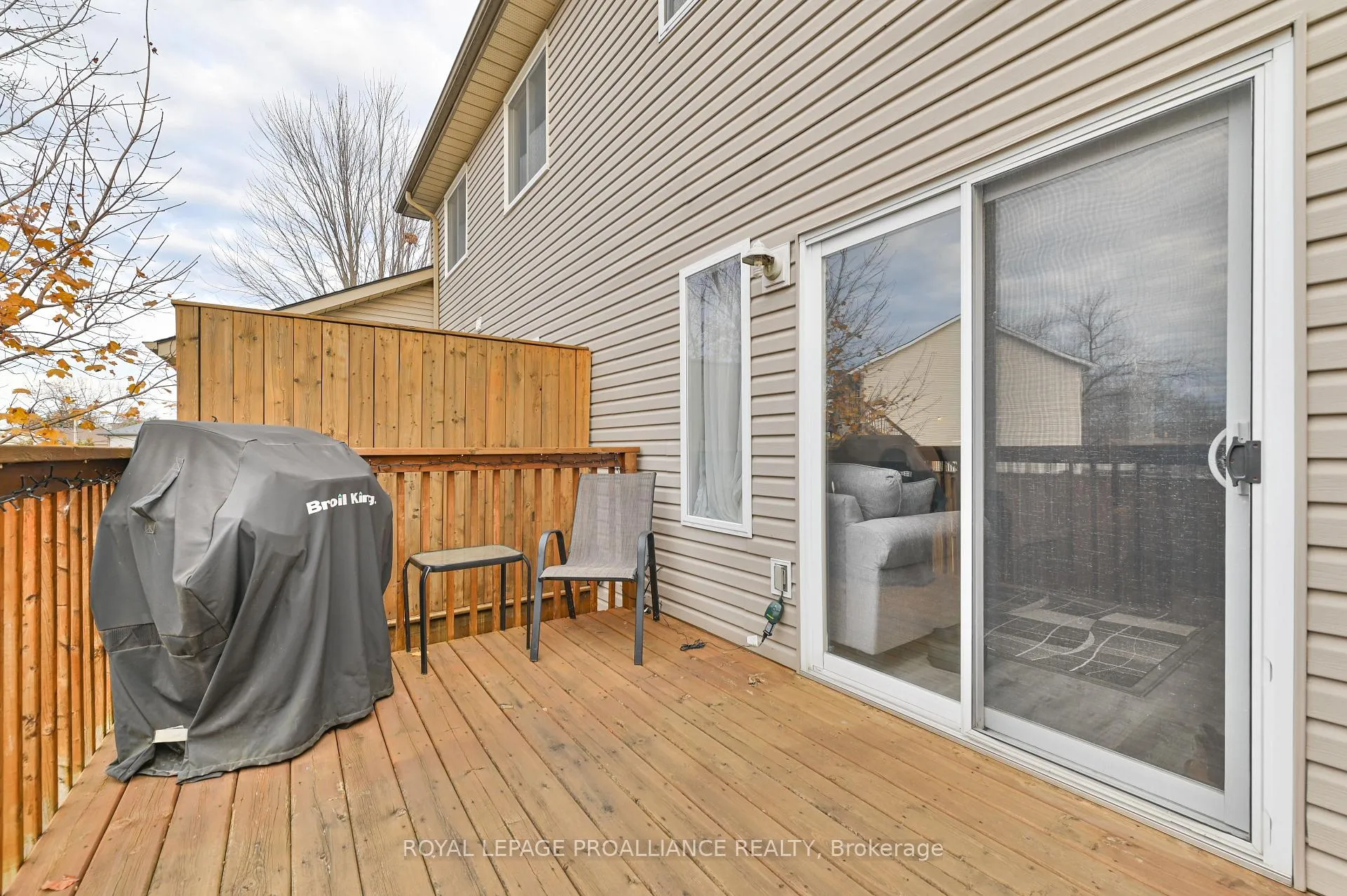 Photo 18 of Unit 37, 35 Albion Street, Belleville, Belleville Ward — HOMEH