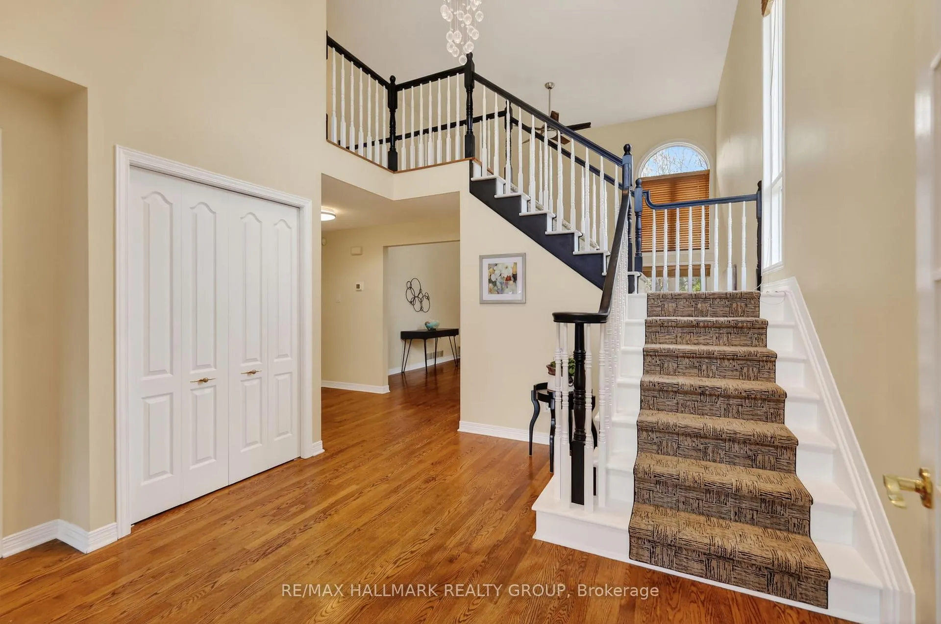 Photo 23 of 1671 Autumn Ridge Drive, Ottawa, Chapel Hill — HOMEH