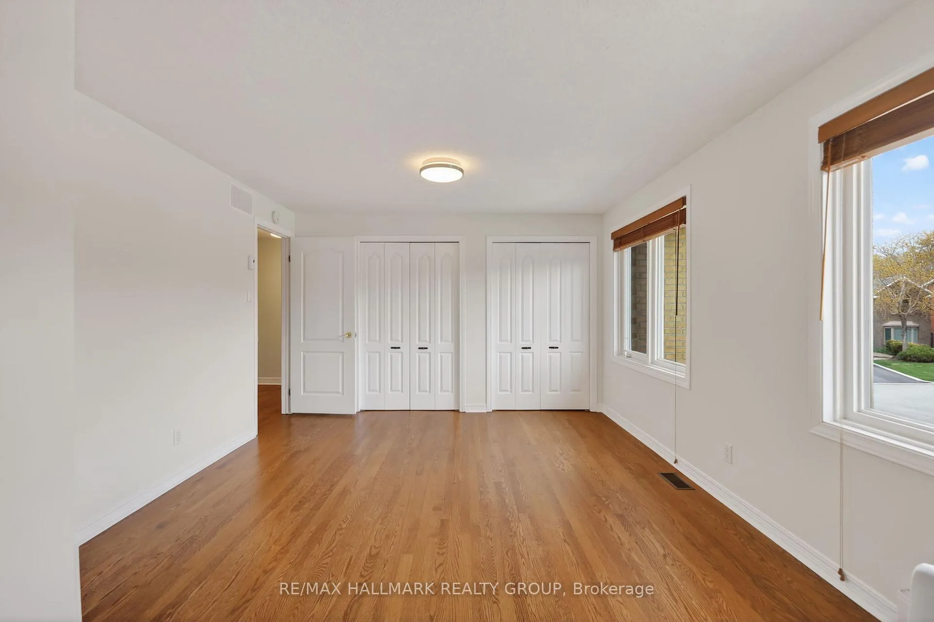 Photo 29 of 1671 Autumn Ridge Drive, Ottawa, Chapel Hill — HOMEH