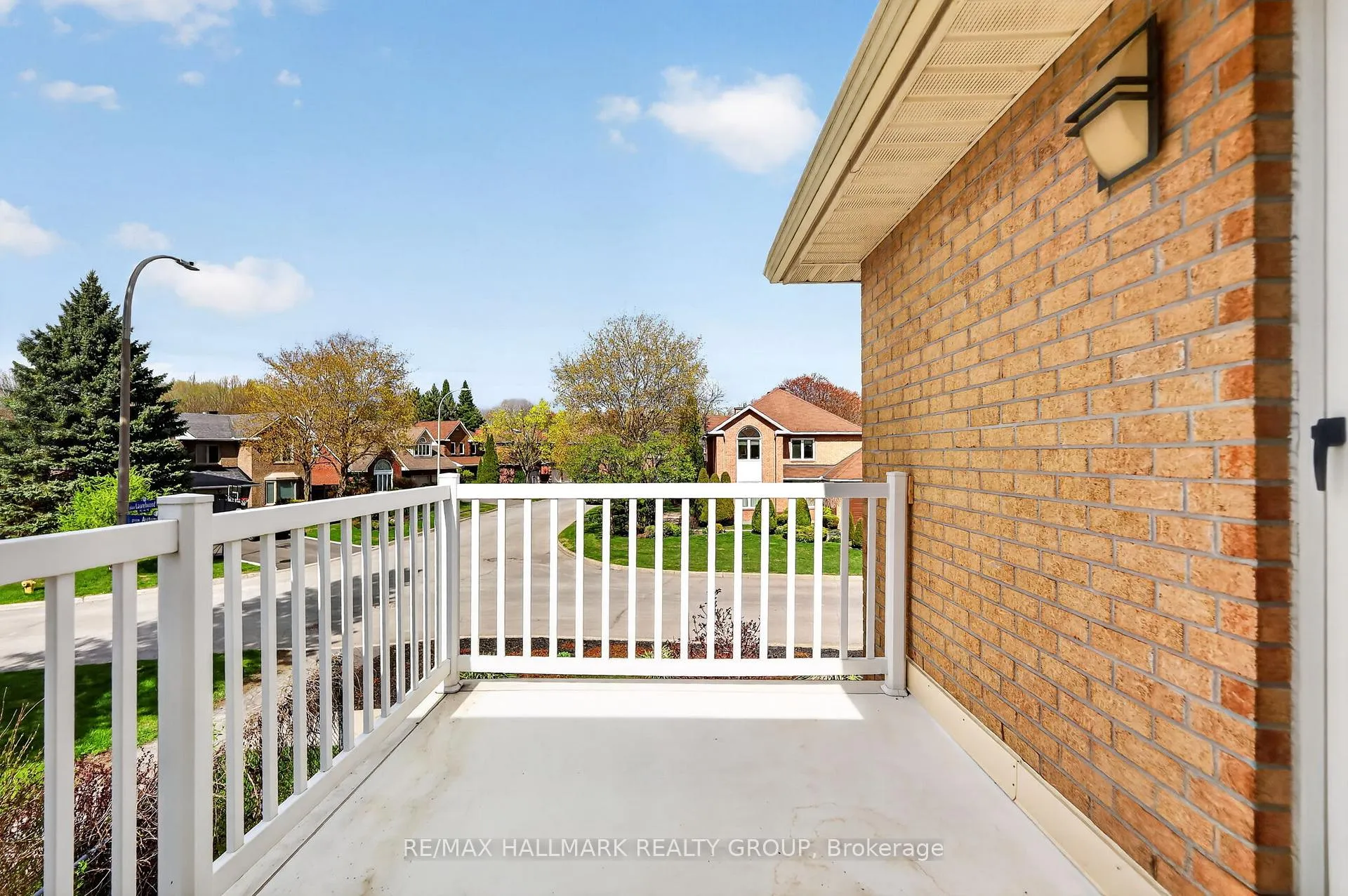 Photo 33 of 1671 Autumn Ridge Drive, Ottawa, Chapel Hill — HOMEH