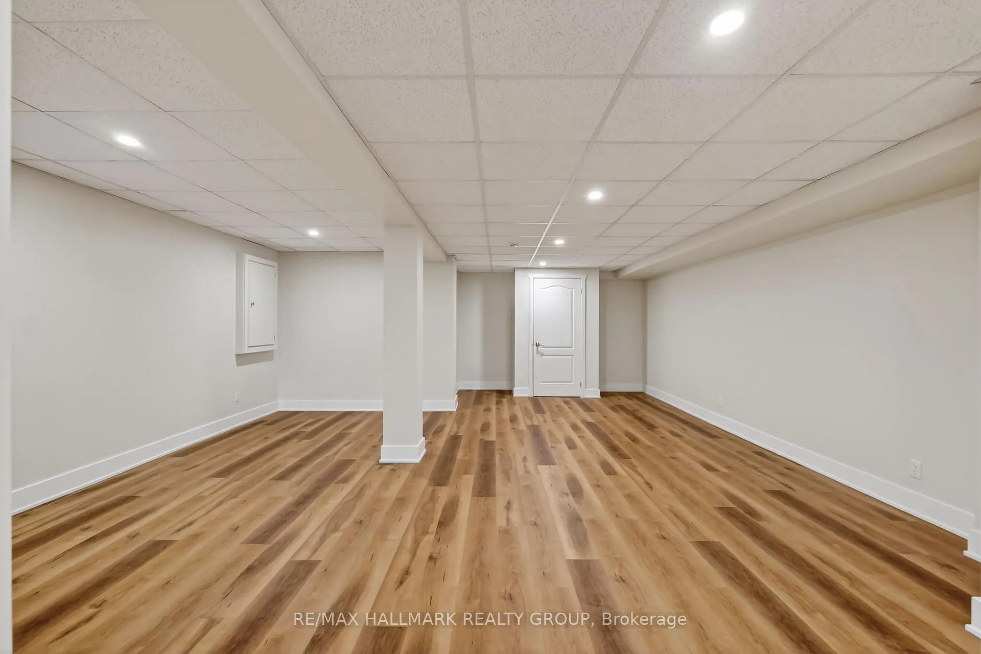 Photo 35 of 1671 Autumn Ridge Drive, Ottawa, Chapel Hill — HOMEH