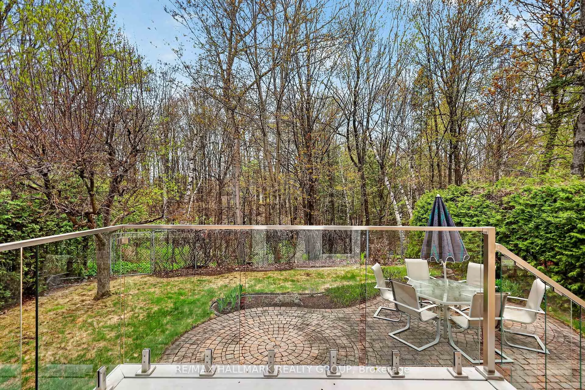 Photo 38 of 1671 Autumn Ridge Drive, Ottawa, Chapel Hill — HOMEH
