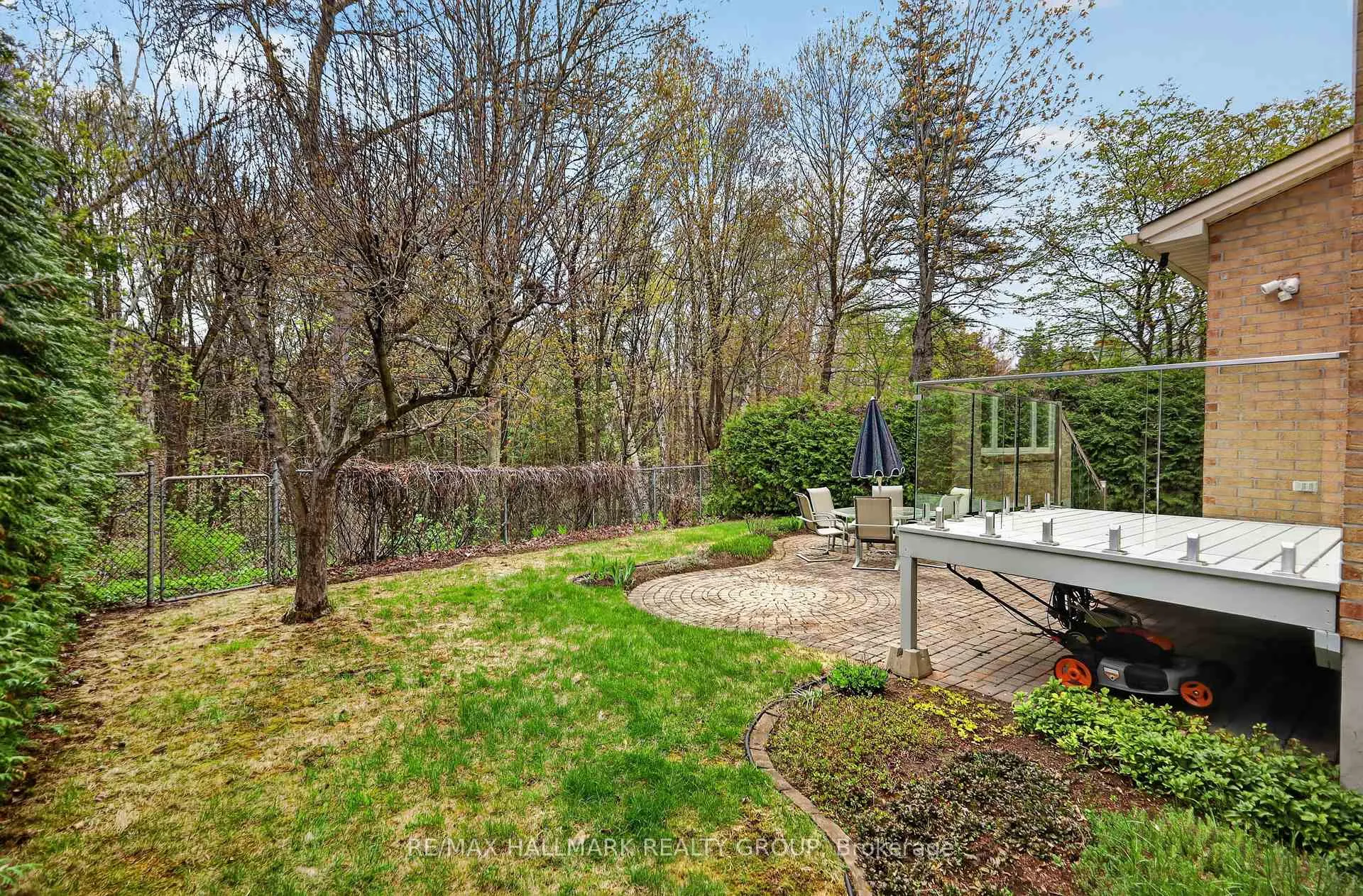 Photo 40 of 1671 Autumn Ridge Drive, Ottawa, Chapel Hill — HOMEH