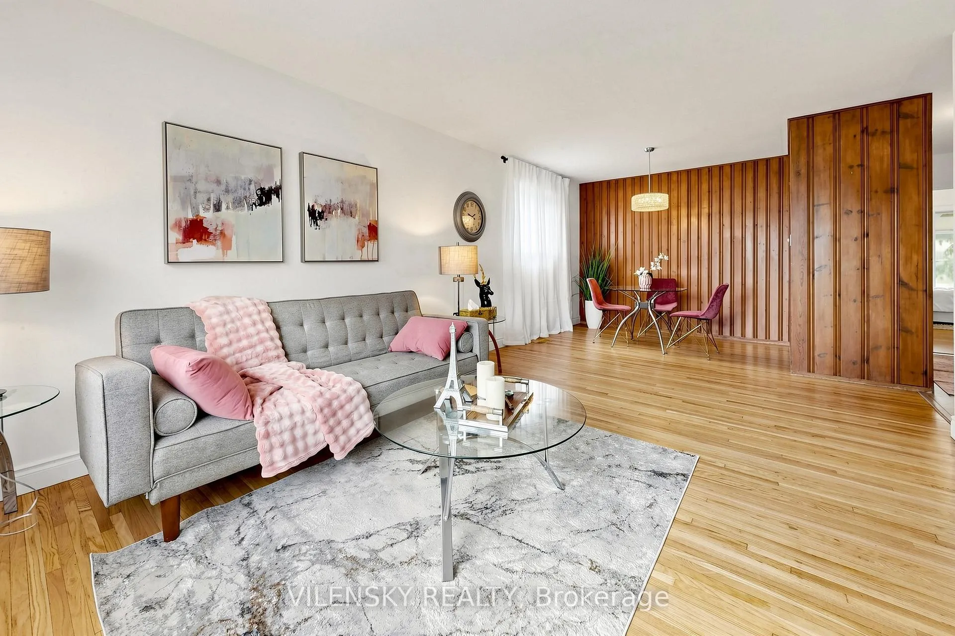 Photo 5 of 710 Kingfisher Drive, Pickering, Bay Ridges — HOMEH