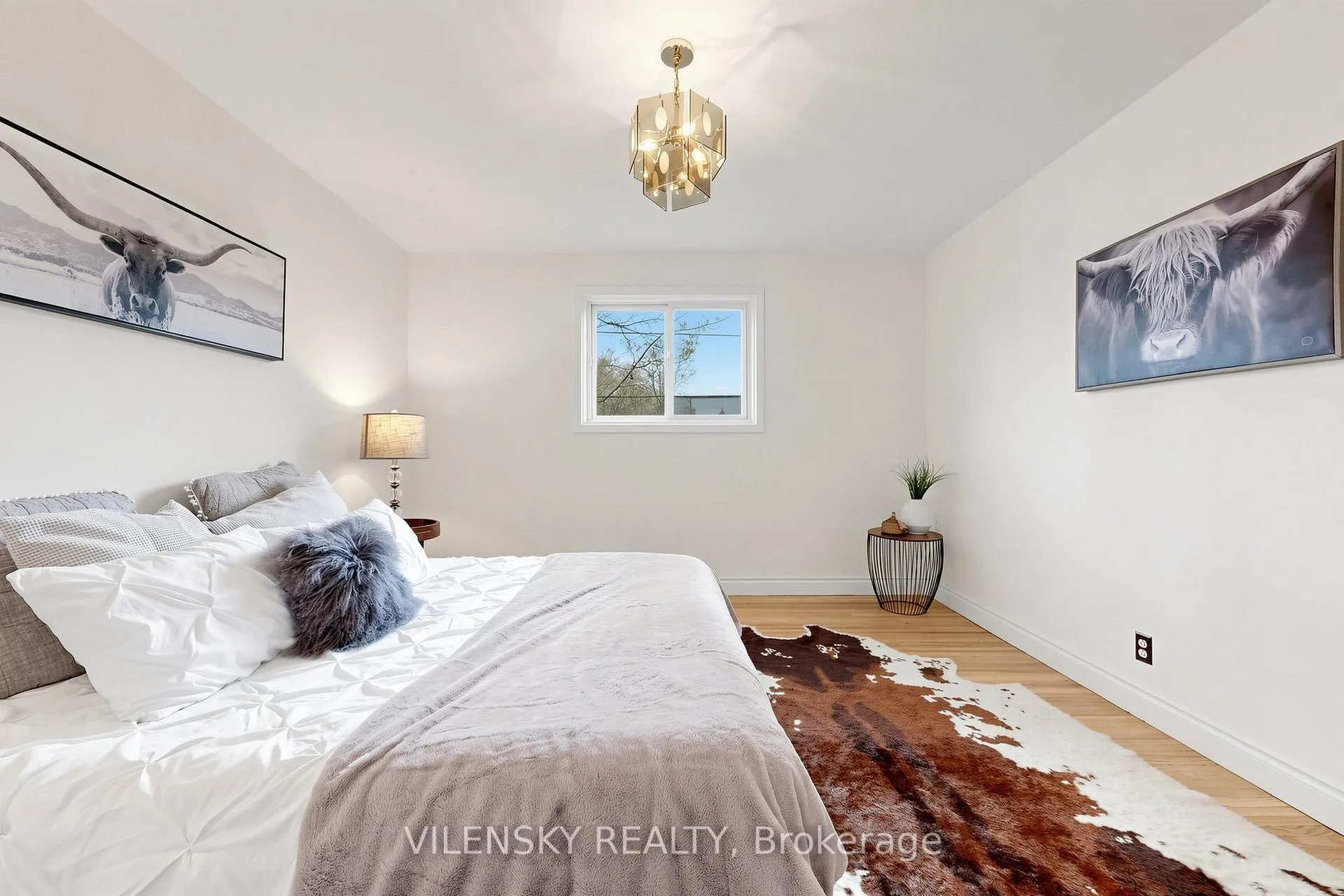 Photo 13 of 710 Kingfisher Drive, Pickering, Bay Ridges — HOMEH