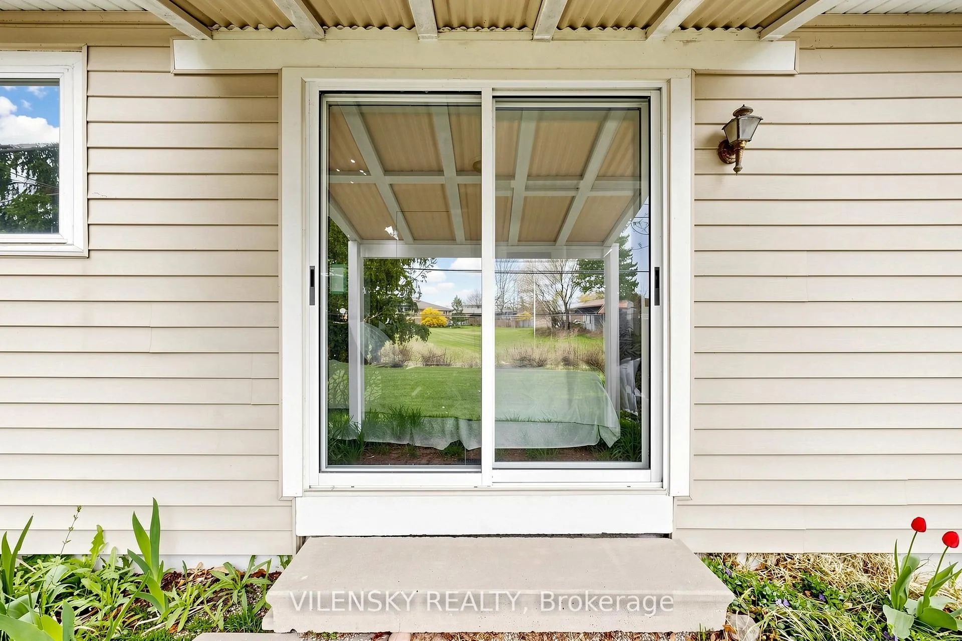 Photo 23 of 710 Kingfisher Drive, Pickering, Bay Ridges — HOMEH