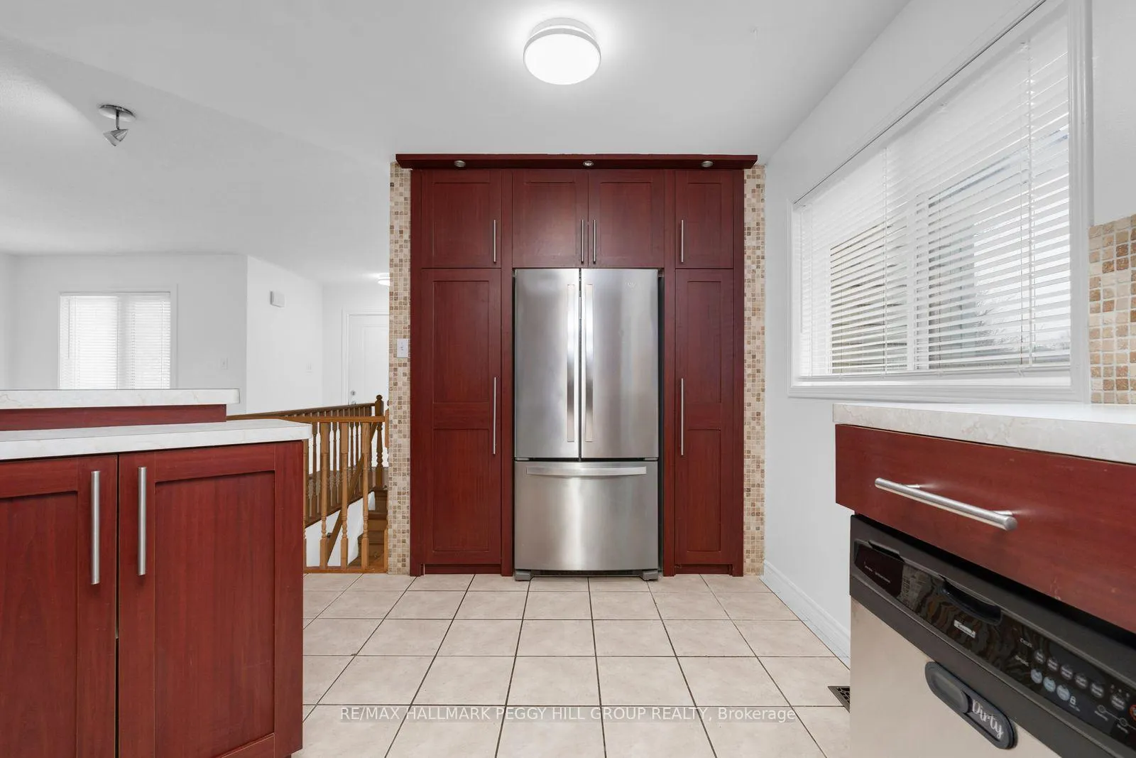 Photo 6 of Unit Upper, 69 Moir Crescent, Barrie, Painswick North — HOMEH