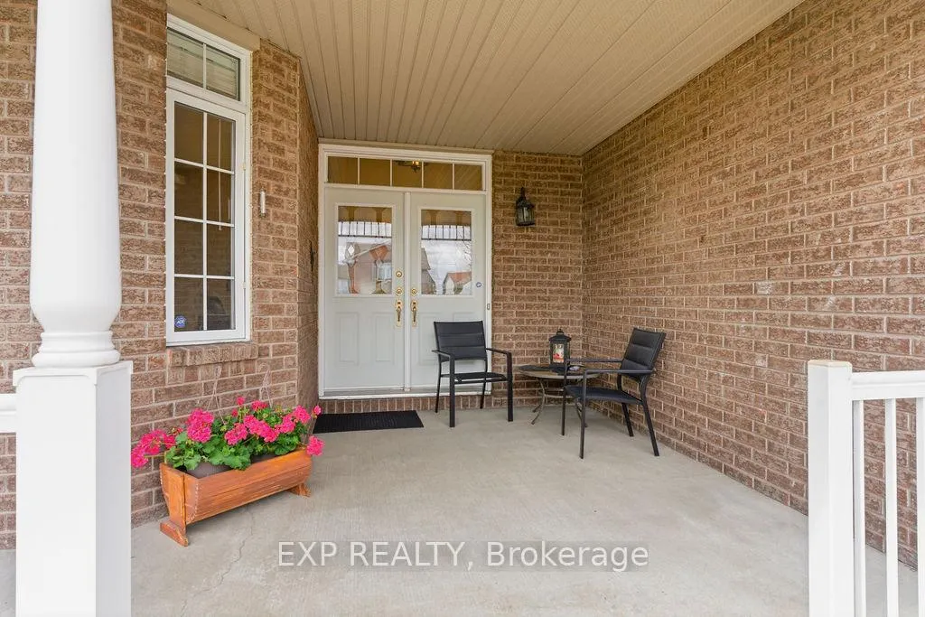 Photo 3 of 1176 Mulder Avenue, Ottawa, Fallingbrook/Gardenway South — HOMEH